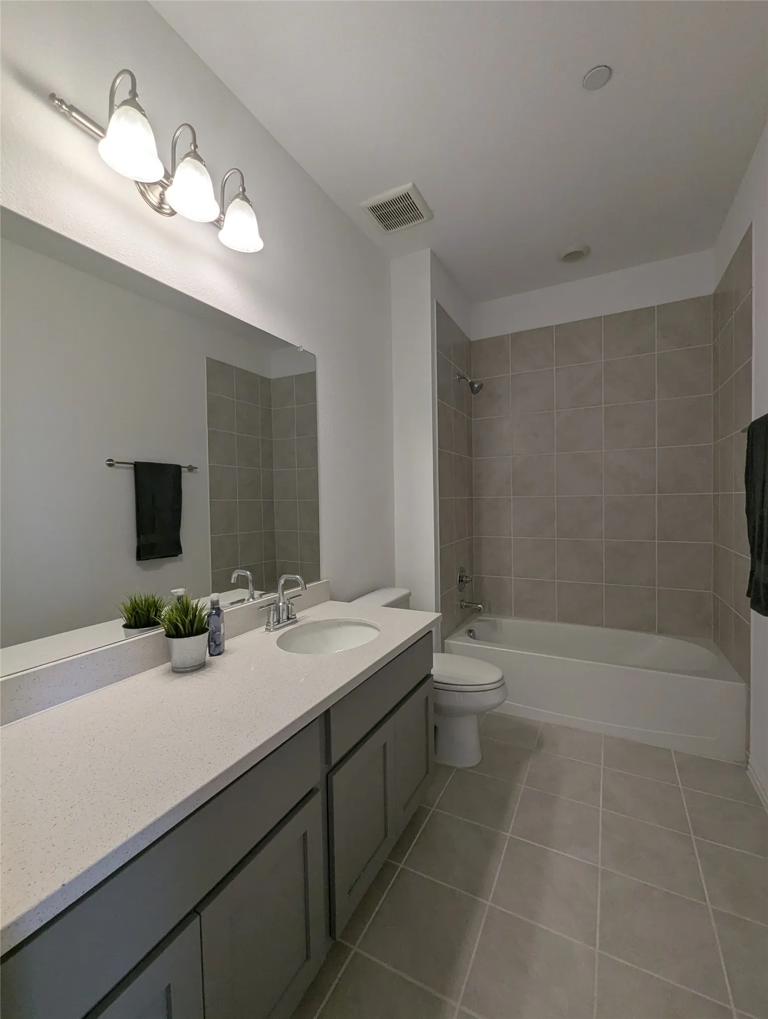 Townhouse For Rent in Collin County , 2257 Adena Springs Drive, Allen, Texas 75013, 3 Bedroom, 3 Bathroom, 2 Garage spaces, 1,679 Sqft, built in 2022, mls#21290773, Real Estate Agent in Allen, Homes For Rent in Collin county, Homes For Rent in Allen, Realtor in Allen Texas, Real Estate Brokerage Independent Realty Texas, Luminita Cordes Realtor