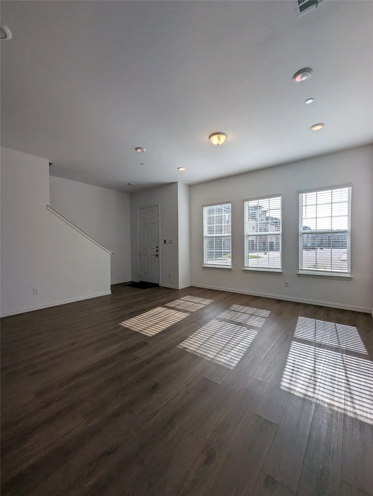 Townhouse For Rent in Collin County , 2257 Adena Springs Drive, Allen, Texas 75013, 3 Bedroom, 3 Bathroom, 2 Garage spaces, 1,679 Sqft, built in 2022, mls#21290773, Real Estate Agent in Allen, Homes For Rent in Collin county, Homes For Rent in Allen, Realtor in Allen Texas, Real Estate Brokerage Independent Realty Texas, Luminita Cordes Realtor