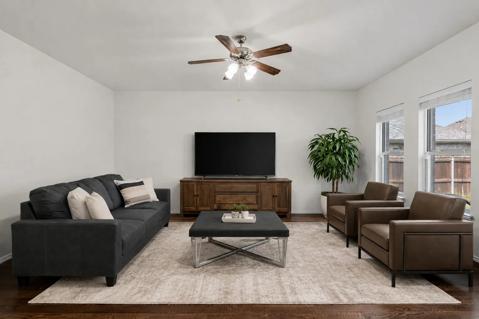 This room has been virtually staged