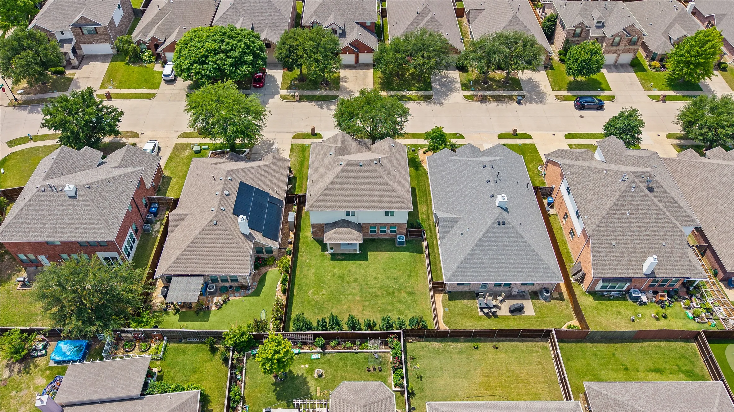 Single Family Residence For Sale in Collin County , 9308 Jerico Drive, Mc Kinney, Texas 75072, 3 Bedroom, 3 Bathroom, 2 Garage spaces, 2,256 Sqft, built in 2008, mls#21289152, Real Estate Agent in Mc Kinney, Homes For Sale in Collin county, Homes For Sale in Mc Kinney, Realtor in Mc Kinney Texas, Real Estate Brokerage Independent Realty Texas, Luminita Cordes Realtor