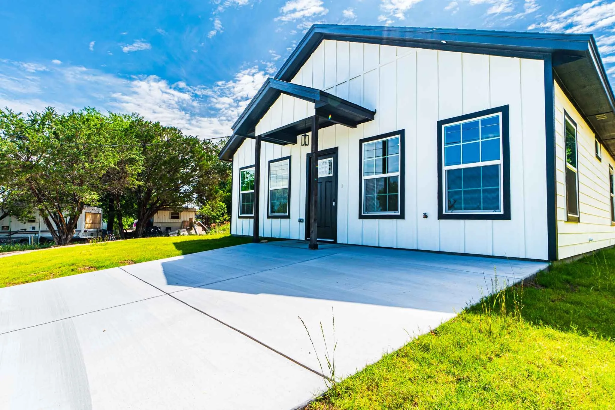 Single Family Residence For Sale in Hood County , 4315 Mountain Hollow Drive, Granbury, Texas 76048, 3 Bedroom, 2 Bathroom, Garage spaces, 1,160 Sqft, built in 2026, mls#21280391, Real Estate Agent in Granbury, Homes For Sale in Hood county, Homes For Sale in Granbury, Realtor in Granbury Texas, Real Estate Brokerage Independent Realty Texas, Luminita Cordes Realtor