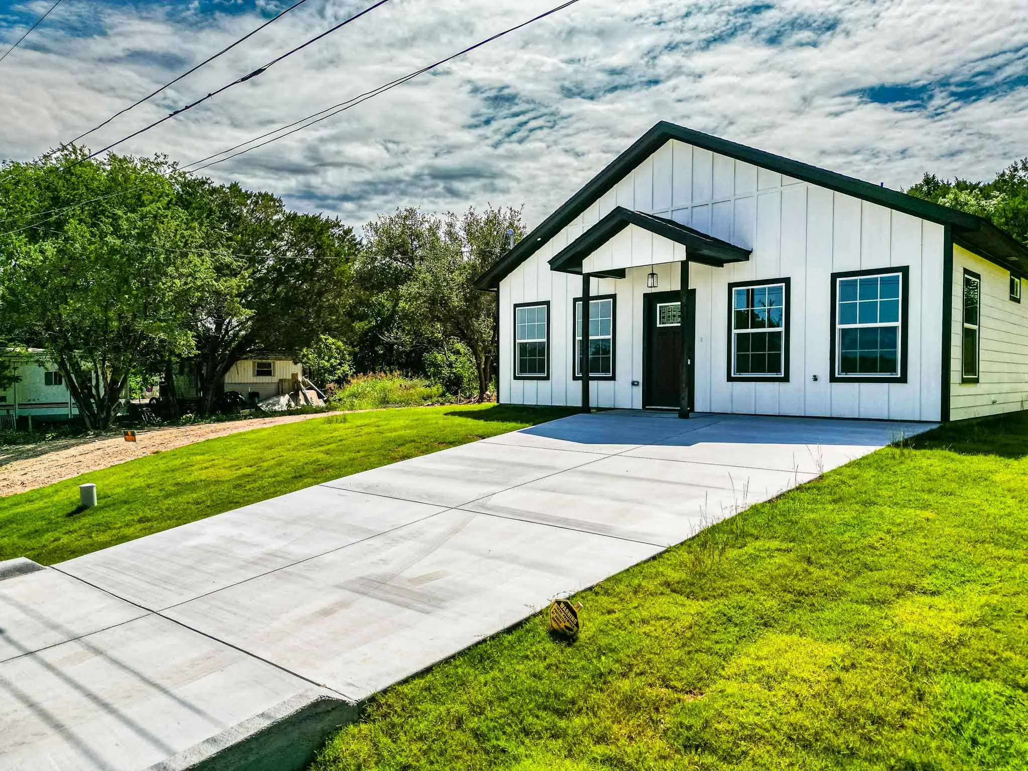 Single Family Residence For Sale in Hood County , 4315 Mountain Hollow Drive, Granbury, Texas 76048, 3 Bedroom, 2 Bathroom, Garage spaces, 1,160 Sqft, built in 2026, mls#21280391, Real Estate Agent in Granbury, Homes For Sale in Hood county, Homes For Sale in Granbury, Realtor in Granbury Texas, Real Estate Brokerage Independent Realty Texas, Luminita Cordes Realtor