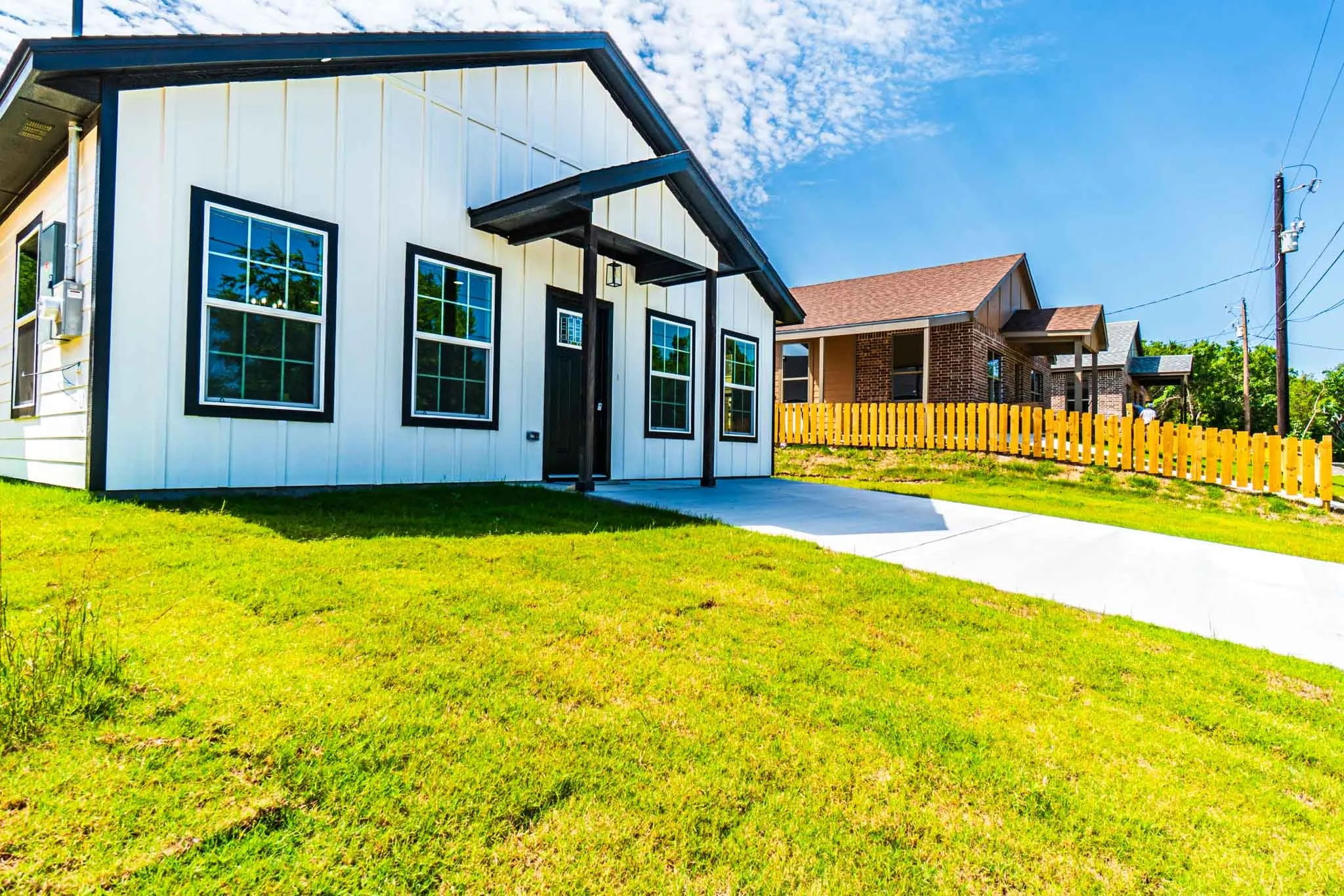 Single Family Residence For Sale in Hood County , 4315 Mountain Hollow Drive, Granbury, Texas 76048, 3 Bedroom, 2 Bathroom, Garage spaces, 1,160 Sqft, built in 2026, mls#21280391, Real Estate Agent in Granbury, Homes For Sale in Hood county, Homes For Sale in Granbury, Realtor in Granbury Texas, Real Estate Brokerage Independent Realty Texas, Luminita Cordes Realtor