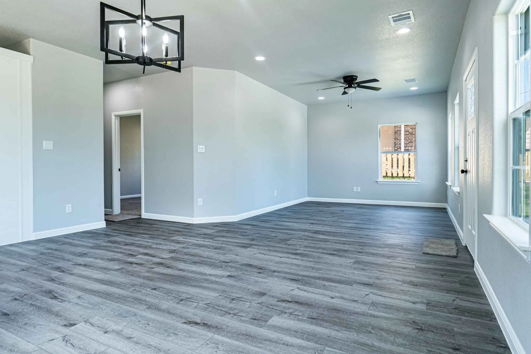 Single Family Residence For Sale in Hood County , 4315 Mountain Hollow Drive, Granbury, Texas 76048, 3 Bedroom, 2 Bathroom, Garage spaces, 1,160 Sqft, built in 2026, mls#21280391, Real Estate Agent in Granbury, Homes For Sale in Hood county, Homes For Sale in Granbury, Realtor in Granbury Texas, Real Estate Brokerage Independent Realty Texas, Luminita Cordes Realtor
