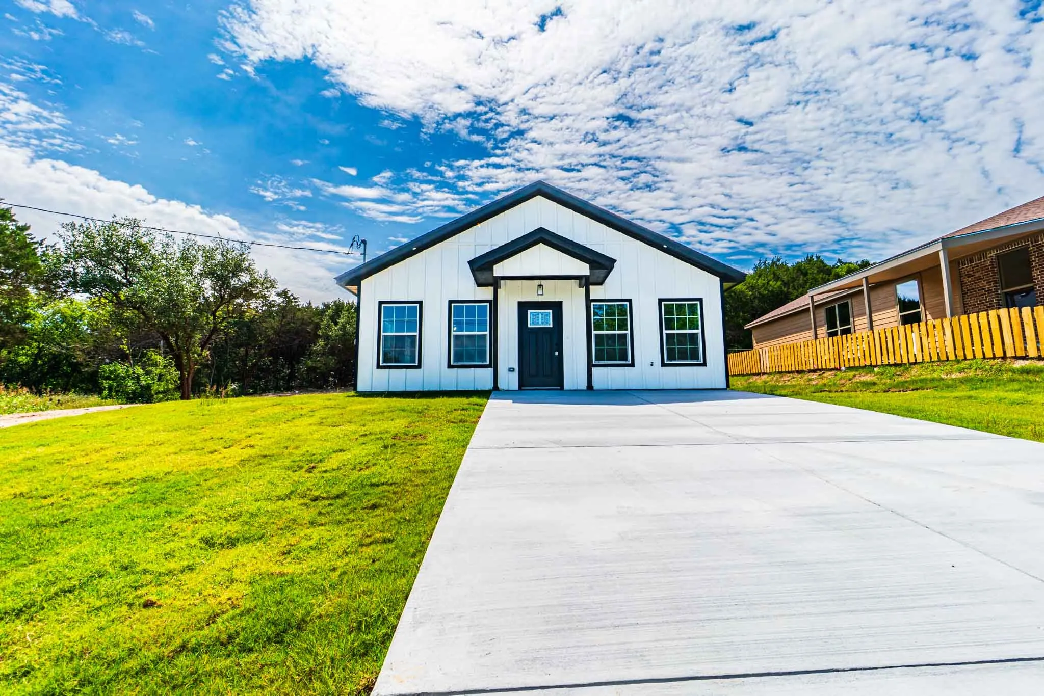 Single Family Residence For Sale in Hood County , 4315 Mountain Hollow Drive, Granbury, Texas 76048, 3 Bedroom, 2 Bathroom, Garage spaces, 1,160 Sqft, built in 2026, mls#21280391, Real Estate Agent in Granbury, Homes For Sale in Hood county, Homes For Sale in Granbury, Realtor in Granbury Texas, Real Estate Brokerage Independent Realty Texas, Luminita Cordes Realtor