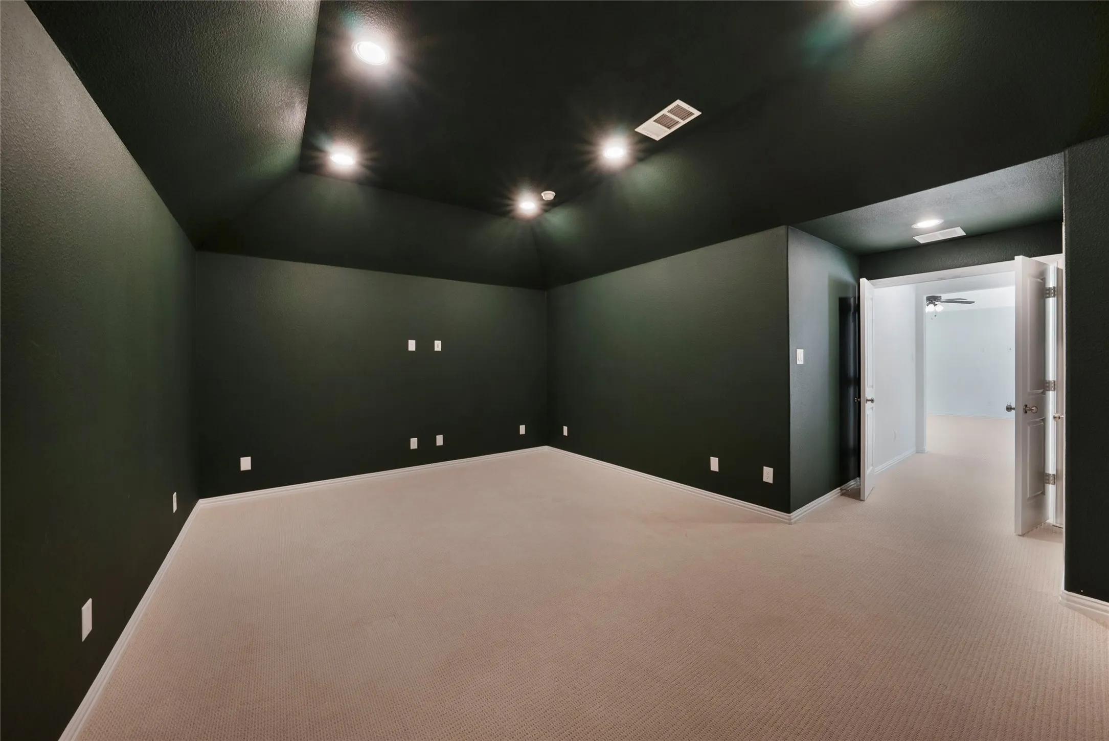 Single Family Residence For Sale in Collin County , 15513 Fringe Tree Road, Frisco, Texas 75035, 4 Bedroom, 4 Bathroom, 2 Garage spaces, 3,421 Sqft, built in 2023, mls#21289893, Real Estate Agent in Frisco, Homes For Sale in Collin county, Homes For Sale in Frisco, Realtor in Frisco Texas, Real Estate Brokerage Independent Realty Texas, Luminita Cordes Realtor