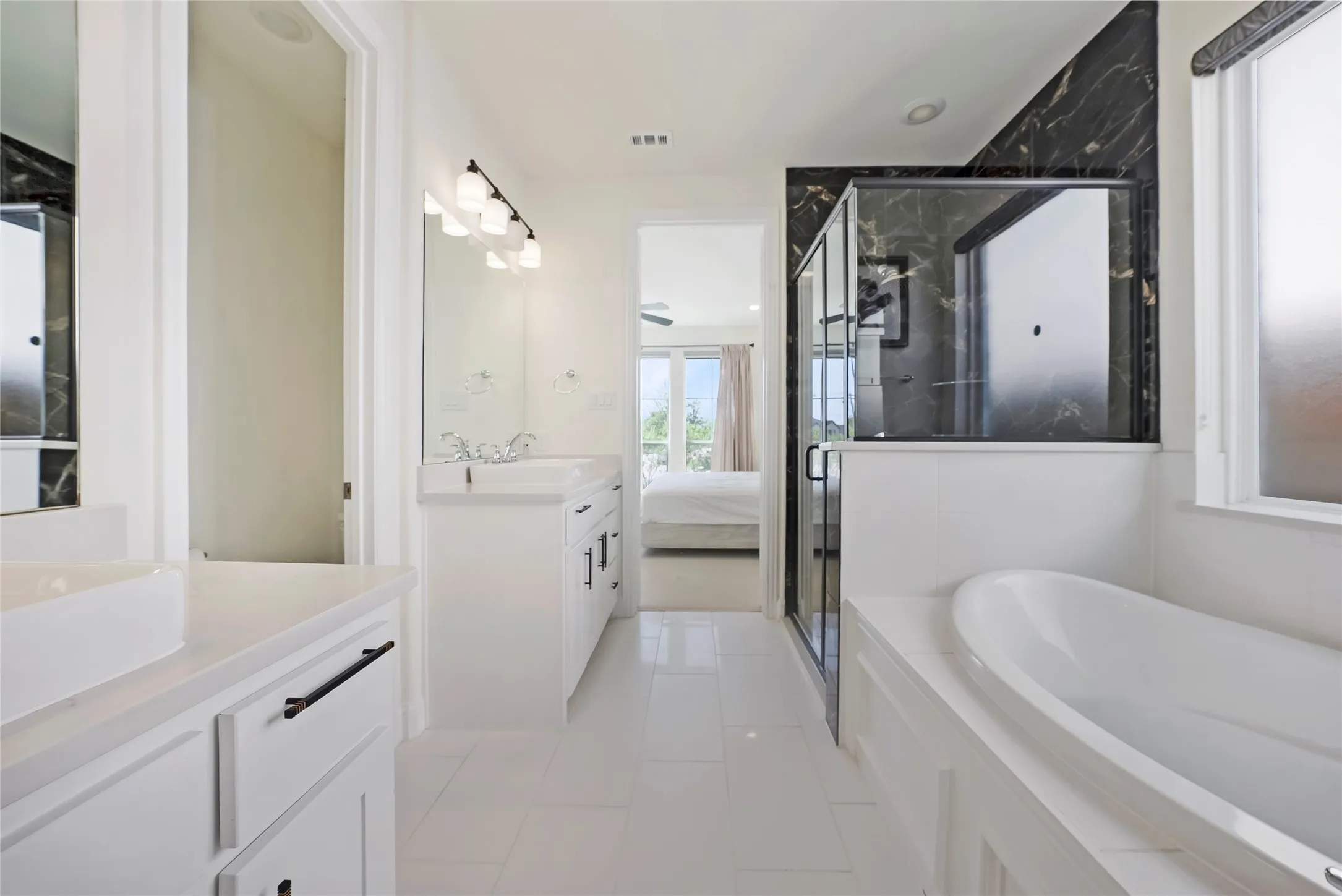Single Family Residence For Sale in Collin County , 15513 Fringe Tree Road, Frisco, Texas 75035, 4 Bedroom, 4 Bathroom, 2 Garage spaces, 3,421 Sqft, built in 2023, mls#21289893, Real Estate Agent in Frisco, Homes For Sale in Collin county, Homes For Sale in Frisco, Realtor in Frisco Texas, Real Estate Brokerage Independent Realty Texas, Luminita Cordes Realtor