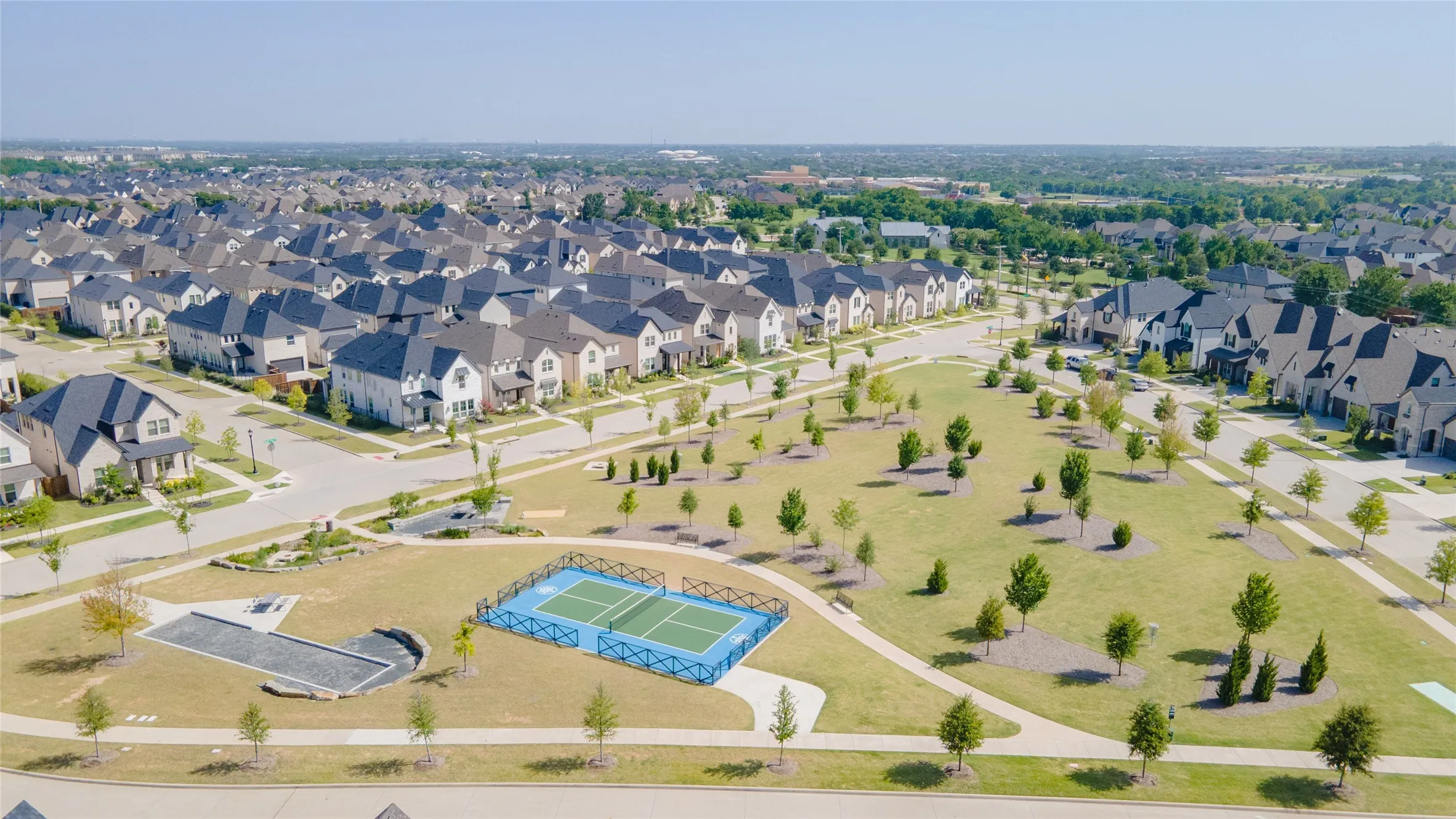 Single Family Residence For Sale in Collin County , 15513 Fringe Tree Road, Frisco, Texas 75035, 4 Bedroom, 4 Bathroom, 2 Garage spaces, 3,421 Sqft, built in 2023, mls#21289893, Real Estate Agent in Frisco, Homes For Sale in Collin county, Homes For Sale in Frisco, Realtor in Frisco Texas, Real Estate Brokerage Independent Realty Texas, Luminita Cordes Realtor