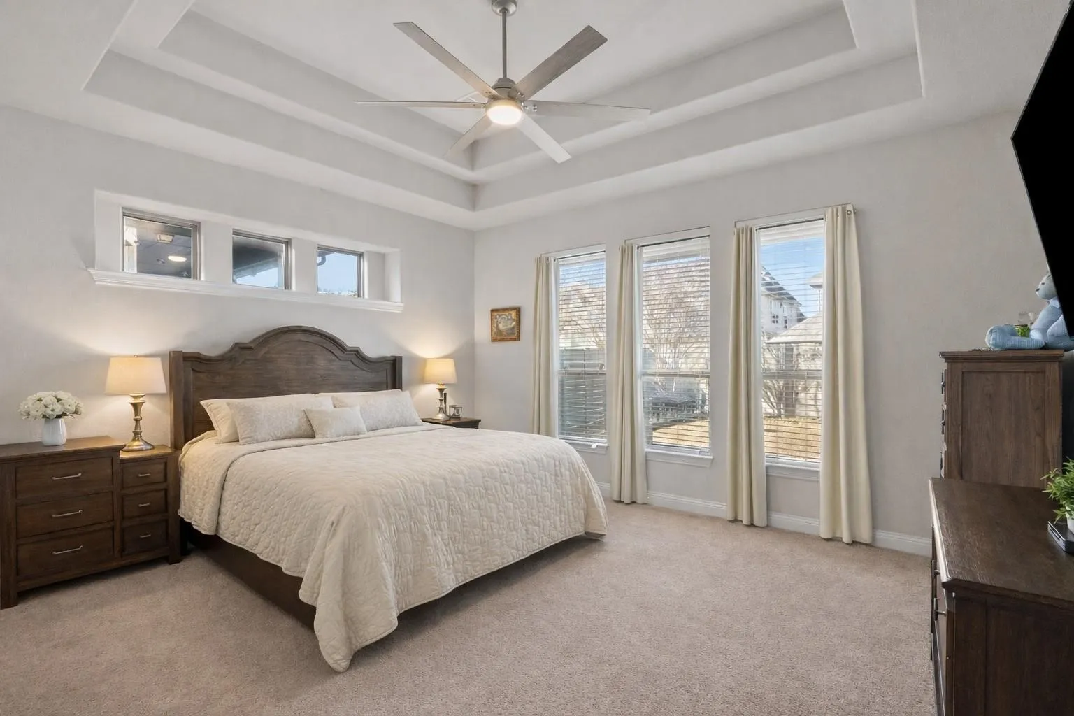 Single Family Residence For Sale in Denton County , 1416 9th Street, Argyle, Texas 76226, 4 Bedroom, 4 Bathroom, 3 Garage spaces, 3,721 Sqft, built in 2015, mls#21290743, Real Estate Agent in Argyle, Homes For Sale in Denton county, Homes For Sale in Argyle, Realtor in Argyle Texas, Real Estate Brokerage Independent Realty Texas, Luminita Cordes Realtor