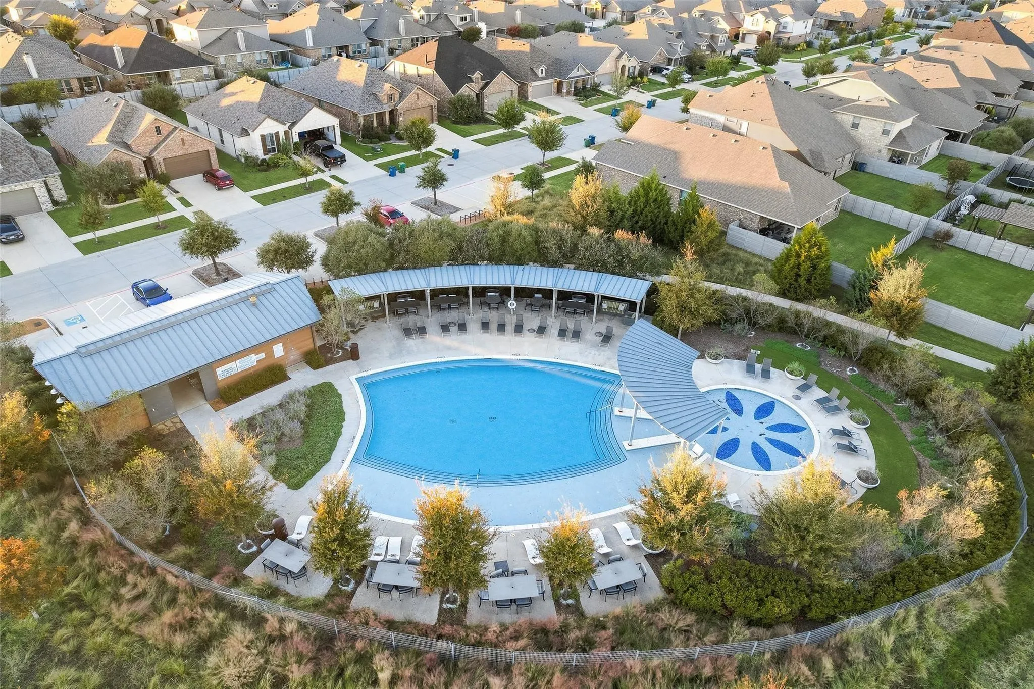 Single Family Residence For Sale in Denton County , 1416 9th Street, Argyle, Texas 76226, 4 Bedroom, 4 Bathroom, 3 Garage spaces, 3,721 Sqft, built in 2015, mls#21290743, Real Estate Agent in Argyle, Homes For Sale in Denton county, Homes For Sale in Argyle, Realtor in Argyle Texas, Real Estate Brokerage Independent Realty Texas, Luminita Cordes Realtor