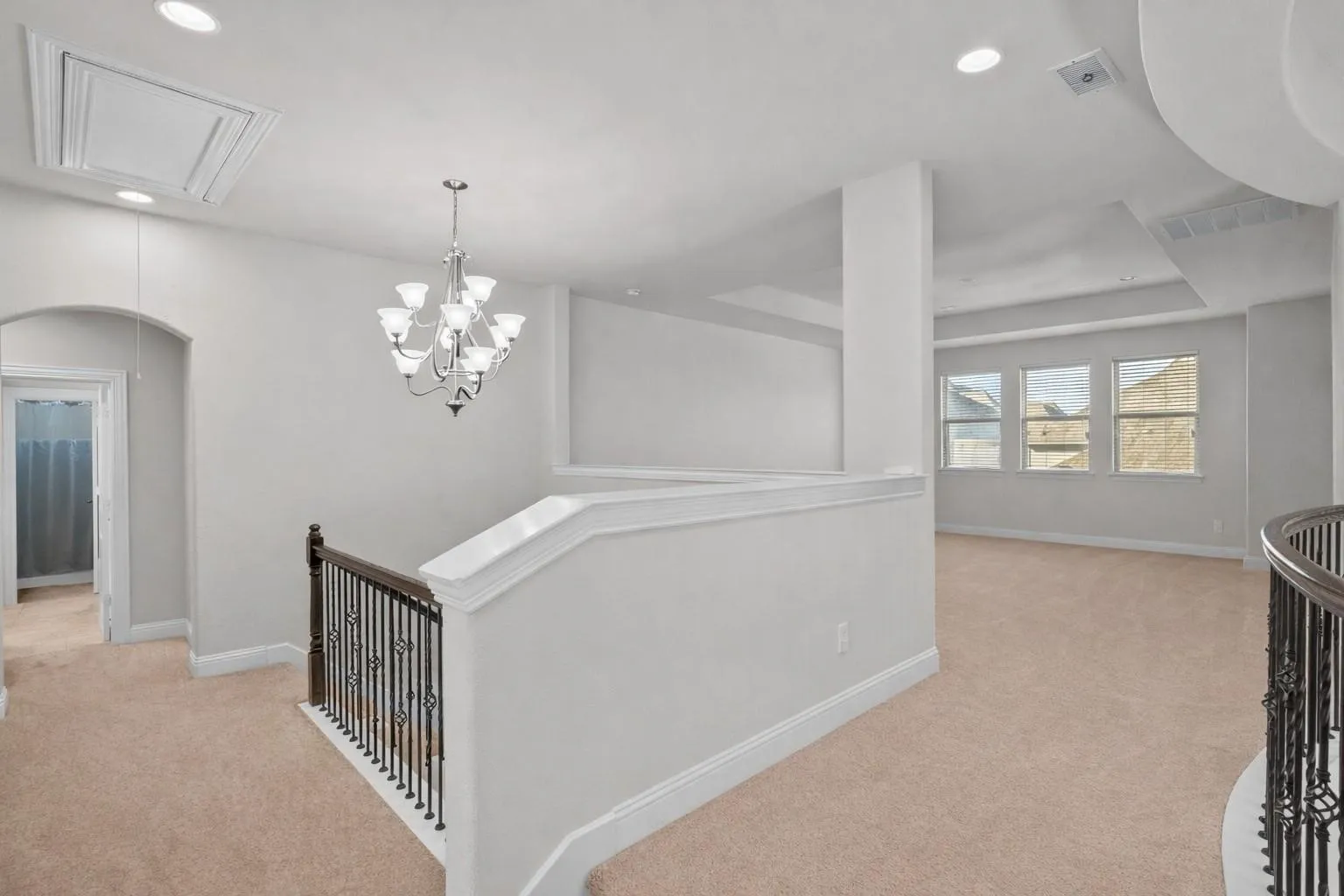 Single Family Residence For Sale in Denton County , 1416 9th Street, Argyle, Texas 76226, 4 Bedroom, 4 Bathroom, 3 Garage spaces, 3,721 Sqft, built in 2015, mls#21290743, Real Estate Agent in Argyle, Homes For Sale in Denton county, Homes For Sale in Argyle, Realtor in Argyle Texas, Real Estate Brokerage Independent Realty Texas, Luminita Cordes Realtor