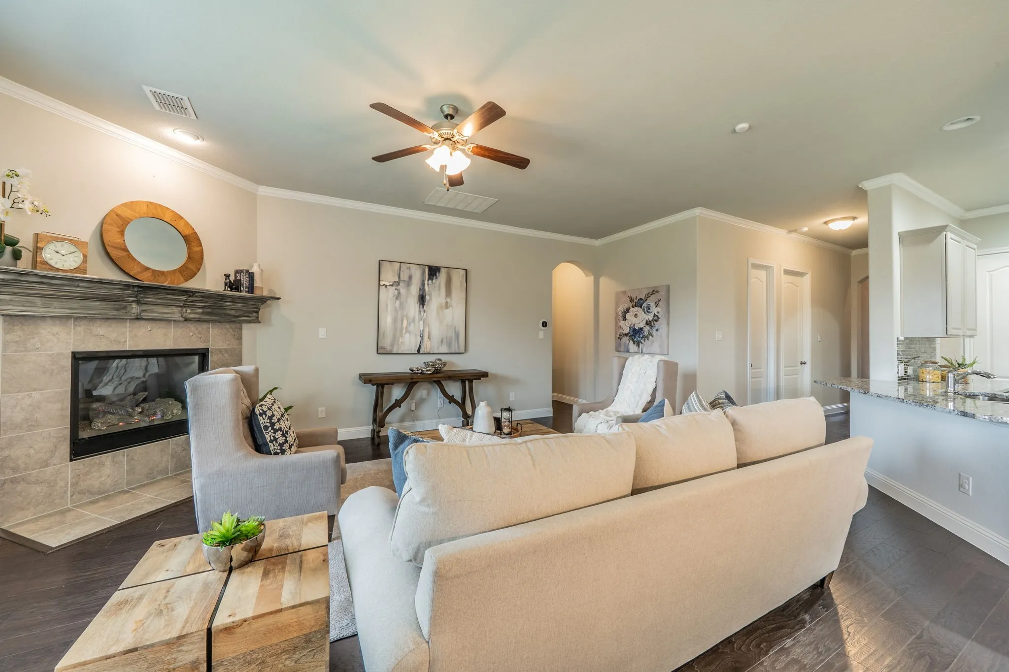 Single Family Residence For Sale in Tarrant County , 5904 Richmond Drive, North Richland Hills, Texas 76180, 4 Bedroom, 3 Bathroom, 2 Garage spaces, 3,130 Sqft, built in 2017, mls#21289989, Real Estate Agent in North Richland Hills, Homes For Sale in Tarrant county, Homes For Sale in North Richland Hills, Realtor in North Richland Hills Texas, Real Estate Brokerage Independent Realty Texas, Luminita Cordes Realtor