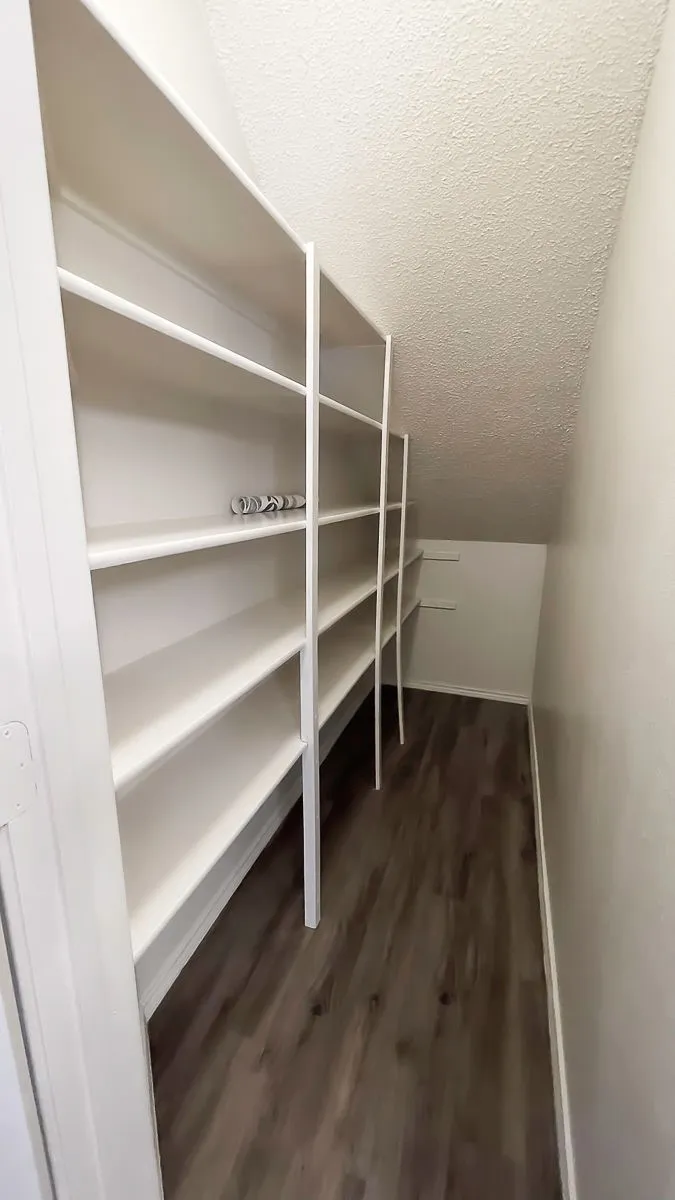 Single Family Residence For Sale in Dallas County , 7305 Gillon Drive, Rowlett, Texas 75089, 4 Bedroom, 3 Bathroom, 2 Garage spaces, 2,372 Sqft, built in 1995, mls#21289656, Real Estate Agent in Rowlett, Homes For Sale in Dallas county, Homes For Sale in Rowlett, Realtor in Rowlett Texas, Real Estate Brokerage Independent Realty Texas, Luminita Cordes Realtor