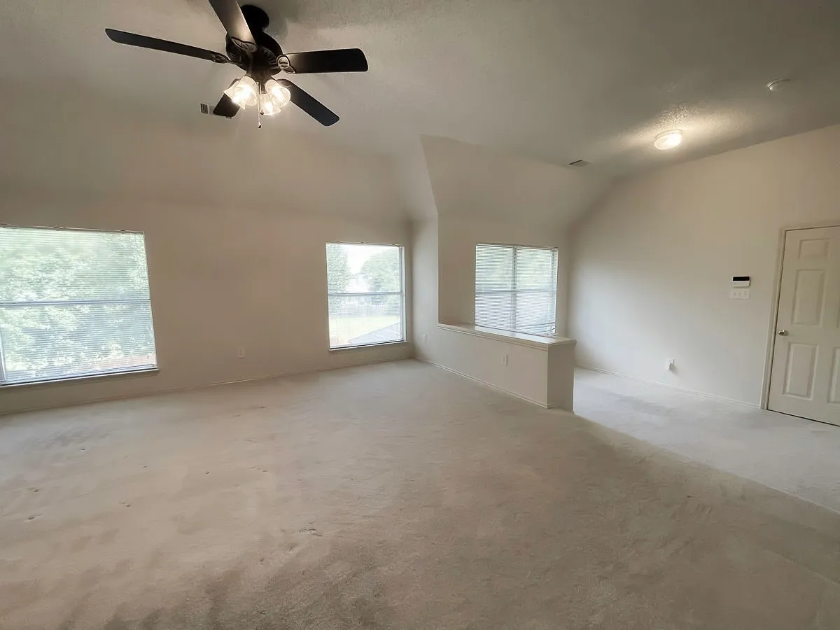 Single Family Residence For Sale in Dallas County , 7305 Gillon Drive, Rowlett, Texas 75089, 4 Bedroom, 3 Bathroom, 2 Garage spaces, 2,372 Sqft, built in 1995, mls#21289656, Real Estate Agent in Rowlett, Homes For Sale in Dallas county, Homes For Sale in Rowlett, Realtor in Rowlett Texas, Real Estate Brokerage Independent Realty Texas, Luminita Cordes Realtor