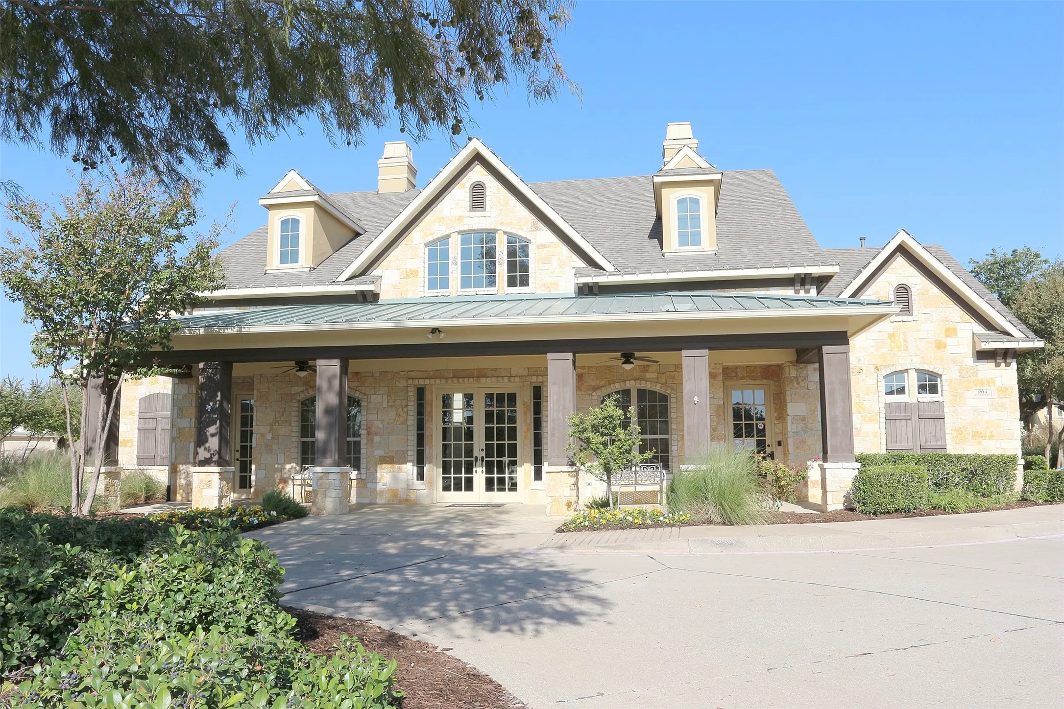 Single Family Residence For Rent in Collin County , 1108 Kingston Court, Anna, Texas 75409, 4 Bedroom, 3 Bathroom, 2 Garage spaces, 2,098 Sqft, built in 2016, mls#21290818, Real Estate Agent in Anna, Homes For Rent in Collin county, Homes For Rent in Anna, Realtor in Anna Texas, Real Estate Brokerage Independent Realty Texas, Luminita Cordes Realtor