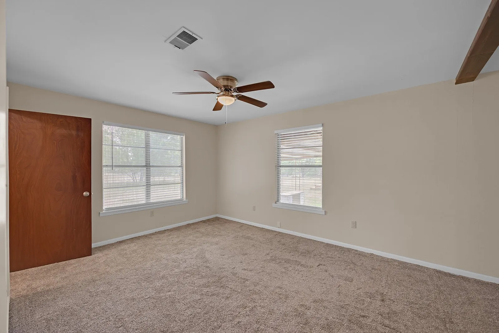 Single Family Residence For Sale in Bosque County , 601 John Street, Morgan, Texas 76671, 2 Bedroom, 2 Bathroom, Garage spaces, 1,590 Sqft, built in 1960, Price $375,000, mls#21288836, Real Estate Agent in Morgan, Homes For Sale in Bosque county, Homes For Sale in Morgan, Realtor in Morgan Texas, Real Estate Brokerage Independent Realty Texas, Luminita Cordes Realtor