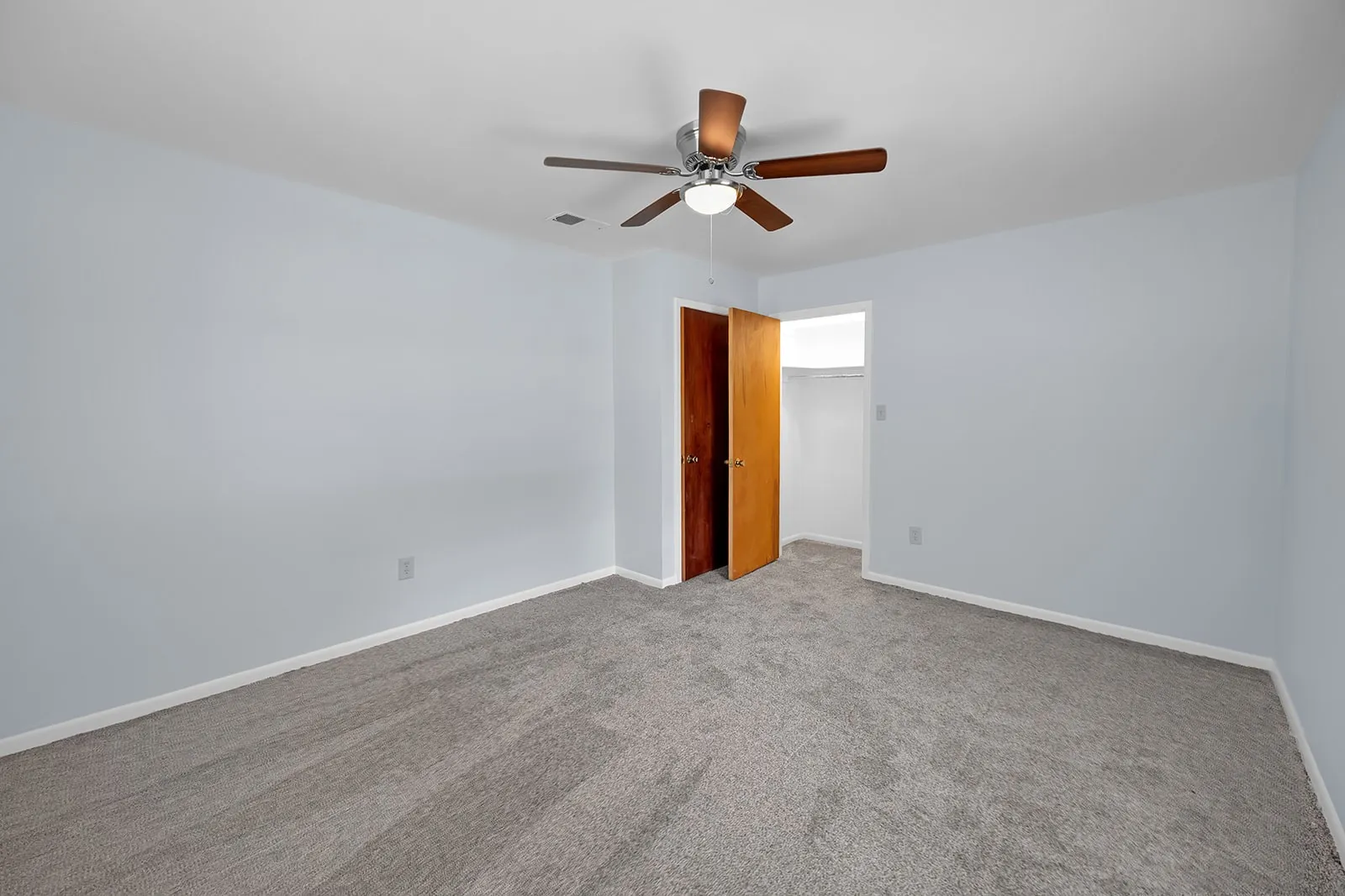 Single Family Residence For Sale in Bosque County , 601 John Street, Morgan, Texas 76671, 2 Bedroom, 2 Bathroom, Garage spaces, 1,590 Sqft, built in 1960, Price $375,000, mls#21288836, Real Estate Agent in Morgan, Homes For Sale in Bosque county, Homes For Sale in Morgan, Realtor in Morgan Texas, Real Estate Brokerage Independent Realty Texas, Luminita Cordes Realtor