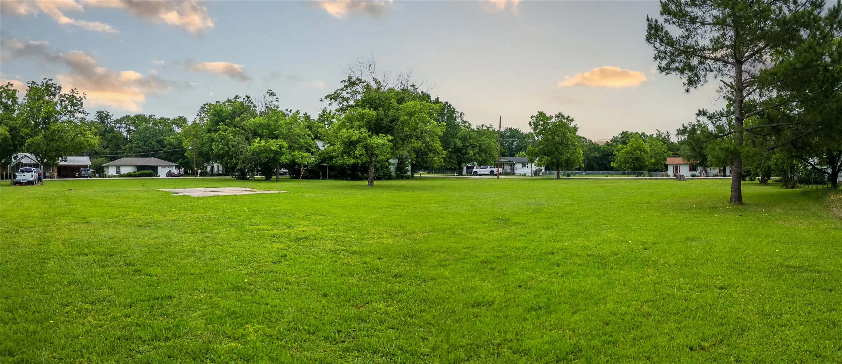 Unimproved Land For Sale in Hunt County , 606 Main Street, Greenville, Texas 75401, 0, 0, Garage spaces, 0 Sqft, built in 0, mls#21290835, Real Estate Agent in Greenville, Homes For Sale in Hunt county, Homes For Sale in Greenville, Realtor in Greenville Texas, Real Estate Brokerage Independent Realty Texas, Luminita Cordes Realtor