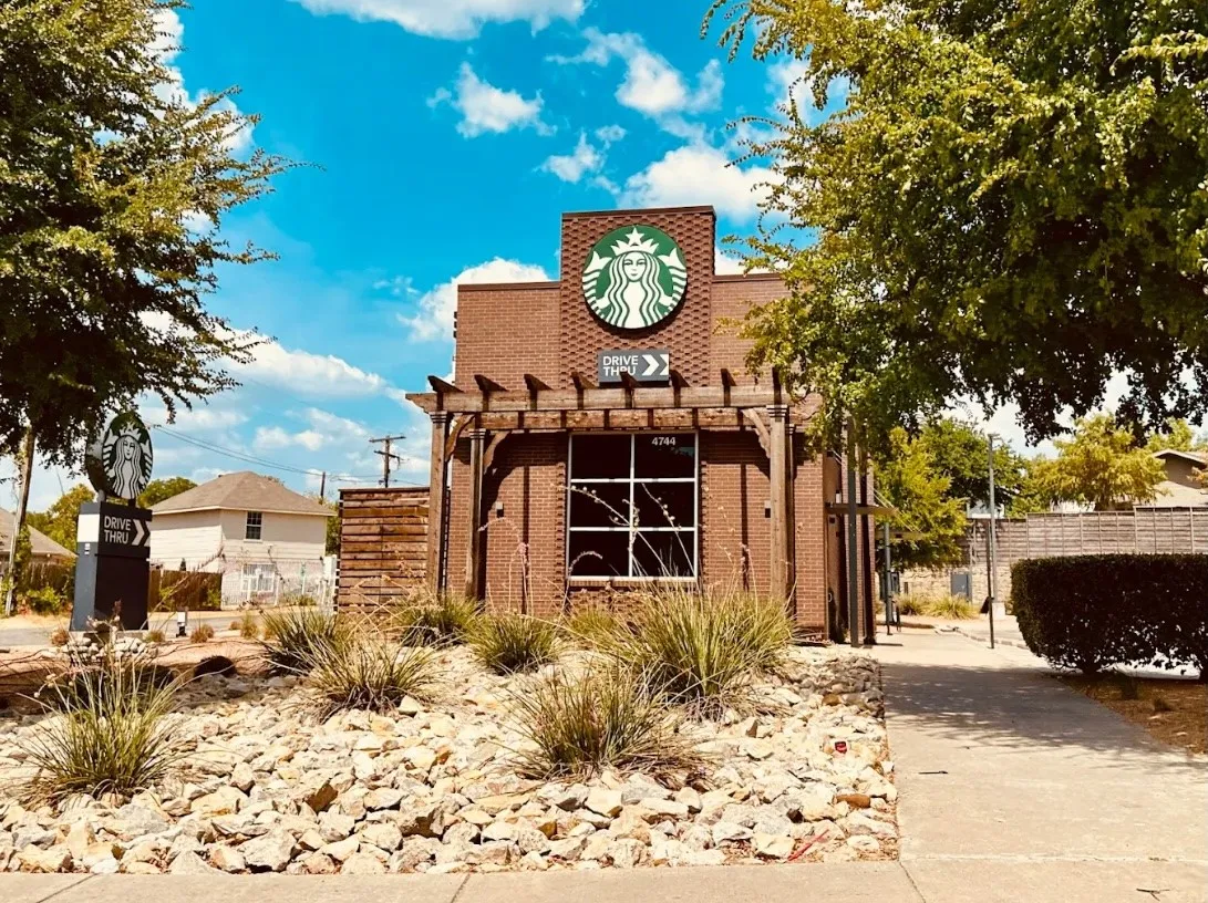 Walkable location near Maple & Motor, Ojeda’s, Oishii, Starbucks, and Kroger