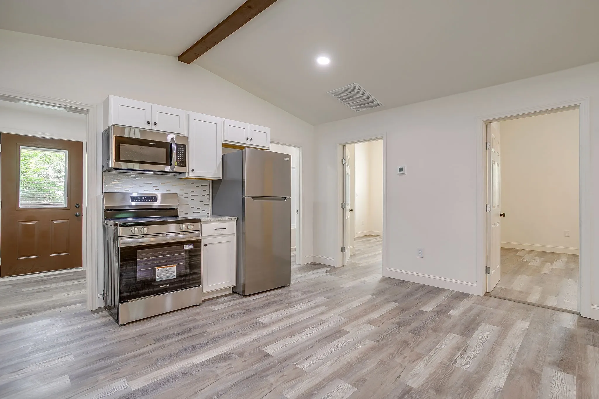 Single Family Residence For Sale in Parker County , 1115 Hanover Street, Weatherford, Texas 76086, 3 Bedroom, 1 Bathroom, Garage spaces, 1,118 Sqft, built in 0, mls#21290862, Real Estate Agent in Weatherford, Homes For Sale in Parker county, Homes For Sale in Weatherford, Realtor in Weatherford Texas, Real Estate Brokerage Independent Realty Texas, Luminita Cordes Realtor