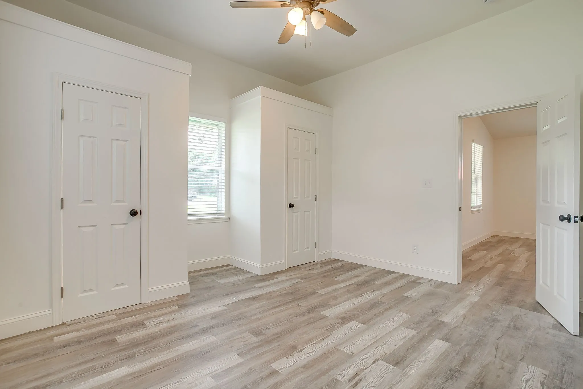 Single Family Residence For Sale in Parker County , 1115 Hanover Street, Weatherford, Texas 76086, 3 Bedroom, 1 Bathroom, Garage spaces, 1,118 Sqft, built in 0, mls#21290862, Real Estate Agent in Weatherford, Homes For Sale in Parker county, Homes For Sale in Weatherford, Realtor in Weatherford Texas, Real Estate Brokerage Independent Realty Texas, Luminita Cordes Realtor
