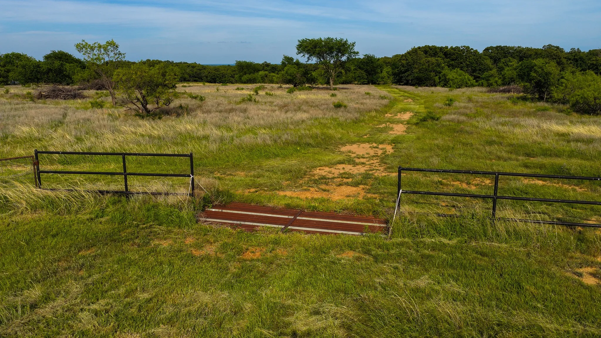 Ranch For Sale in Montague County , 3641 Carpenter Road, Nocona, Texas 76255, 0, 0, Garage spaces, 0 Sqft, built in 2008, Price $749,000, mls#21289257, Real Estate Agent in Nocona, Homes For Sale in Montague county, Homes For Sale in Nocona, Realtor in Nocona Texas, Real Estate Brokerage Independent Realty Texas, Luminita Cordes Realtor