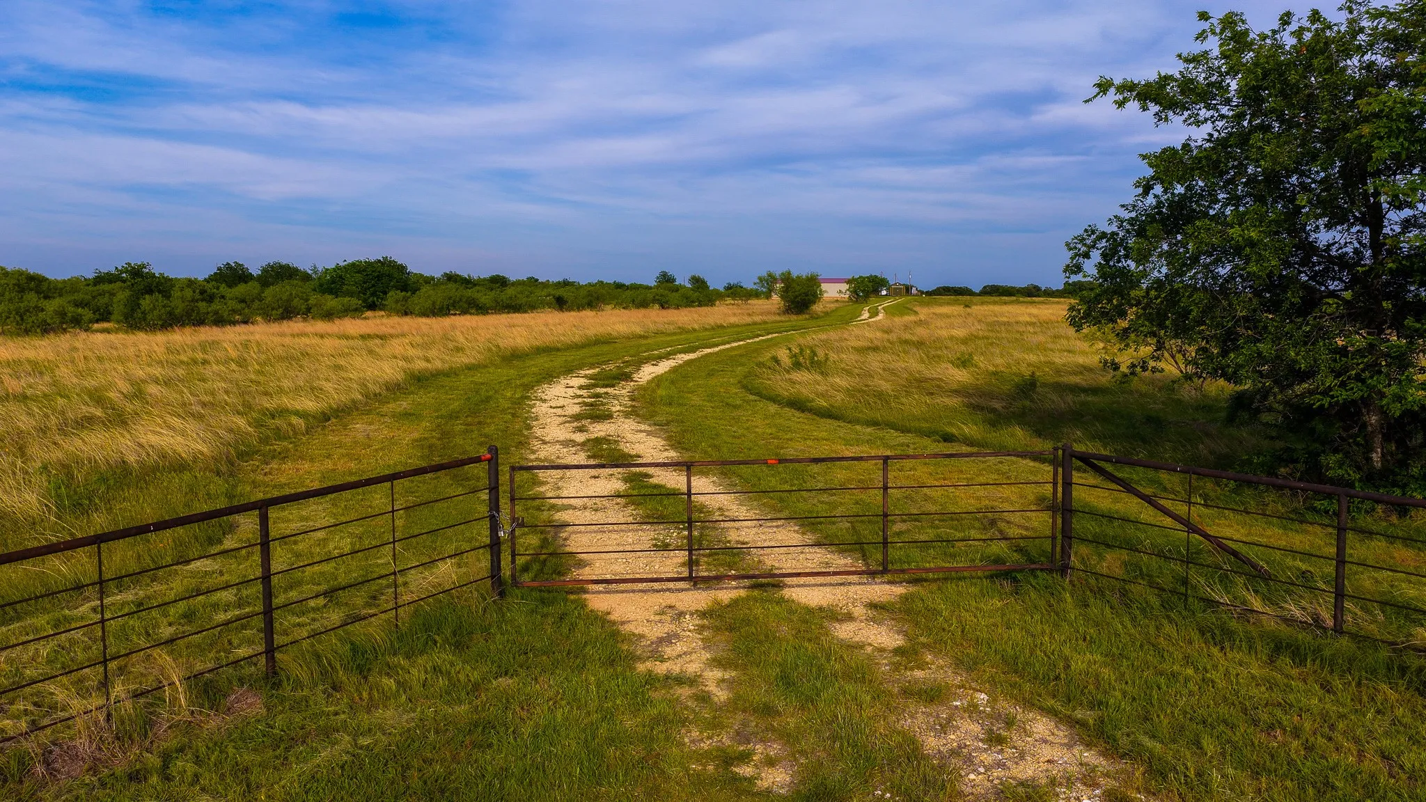 Ranch For Sale in Montague County , 3641 Carpenter Road, Nocona, Texas 76255, 0, 0, Garage spaces, 0 Sqft, built in 2008, Price $749,000, mls#21289257, Real Estate Agent in Nocona, Homes For Sale in Montague county, Homes For Sale in Nocona, Realtor in Nocona Texas, Real Estate Brokerage Independent Realty Texas, Luminita Cordes Realtor