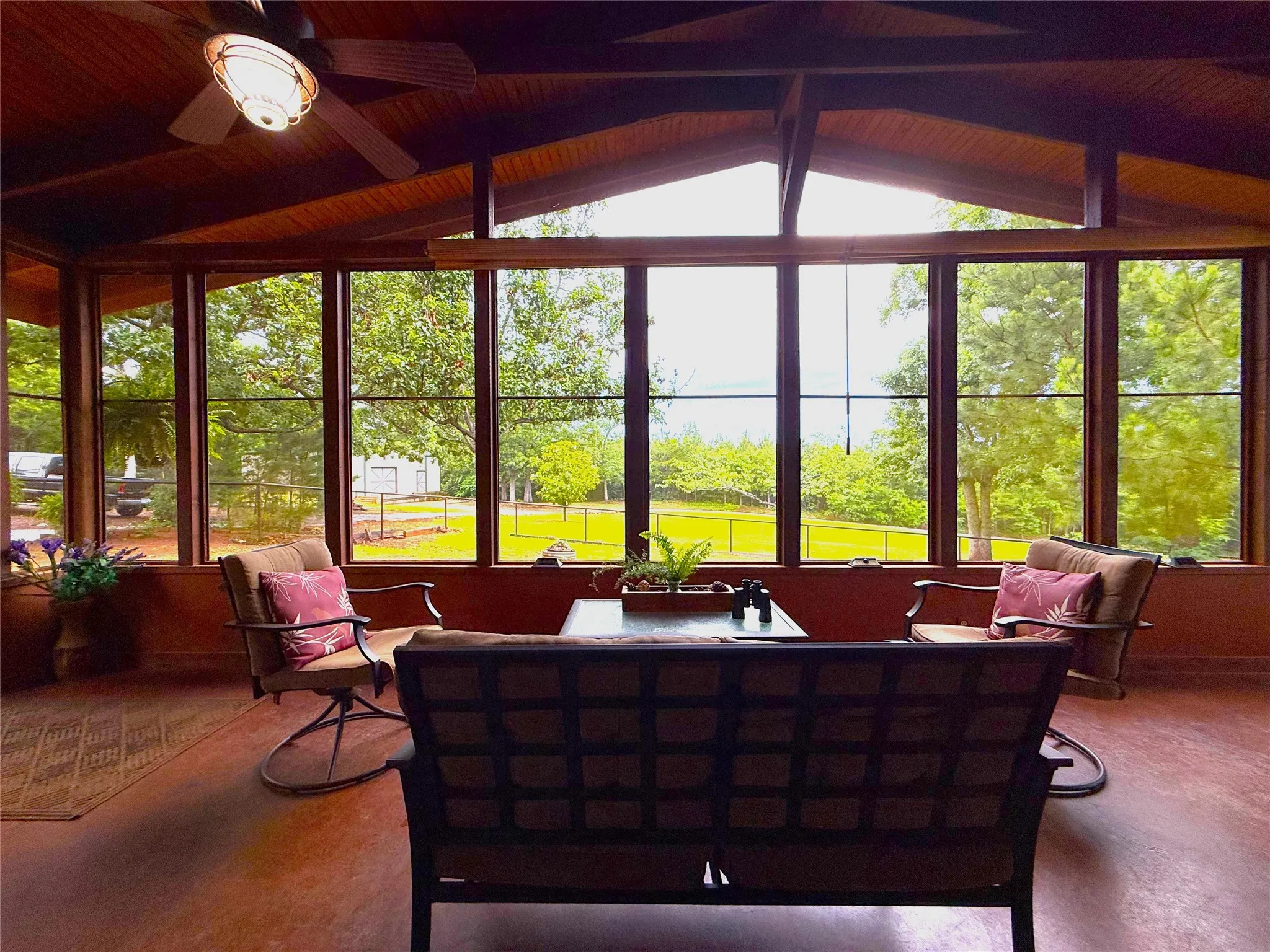 Screened in porch