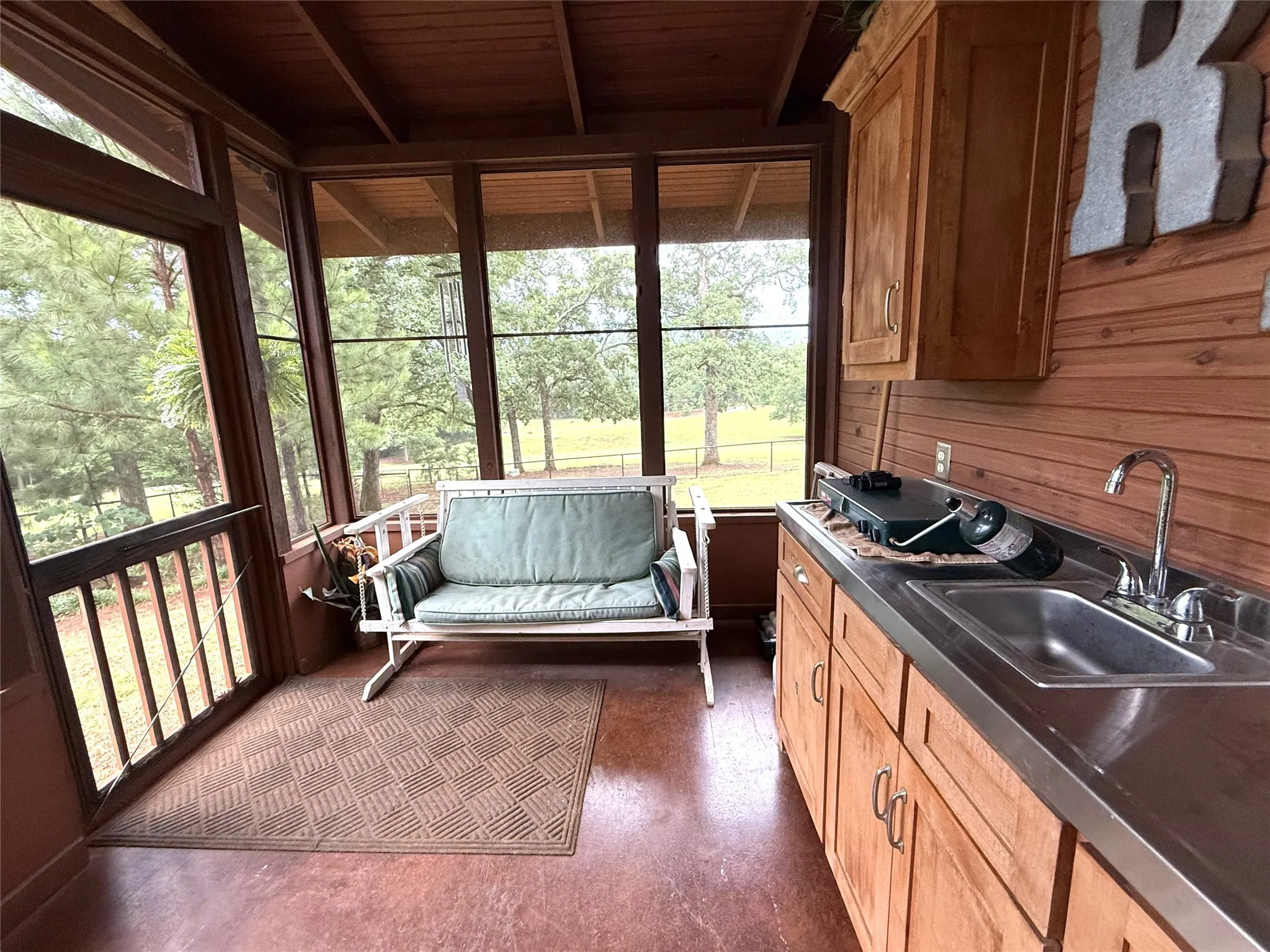 Screened in porch