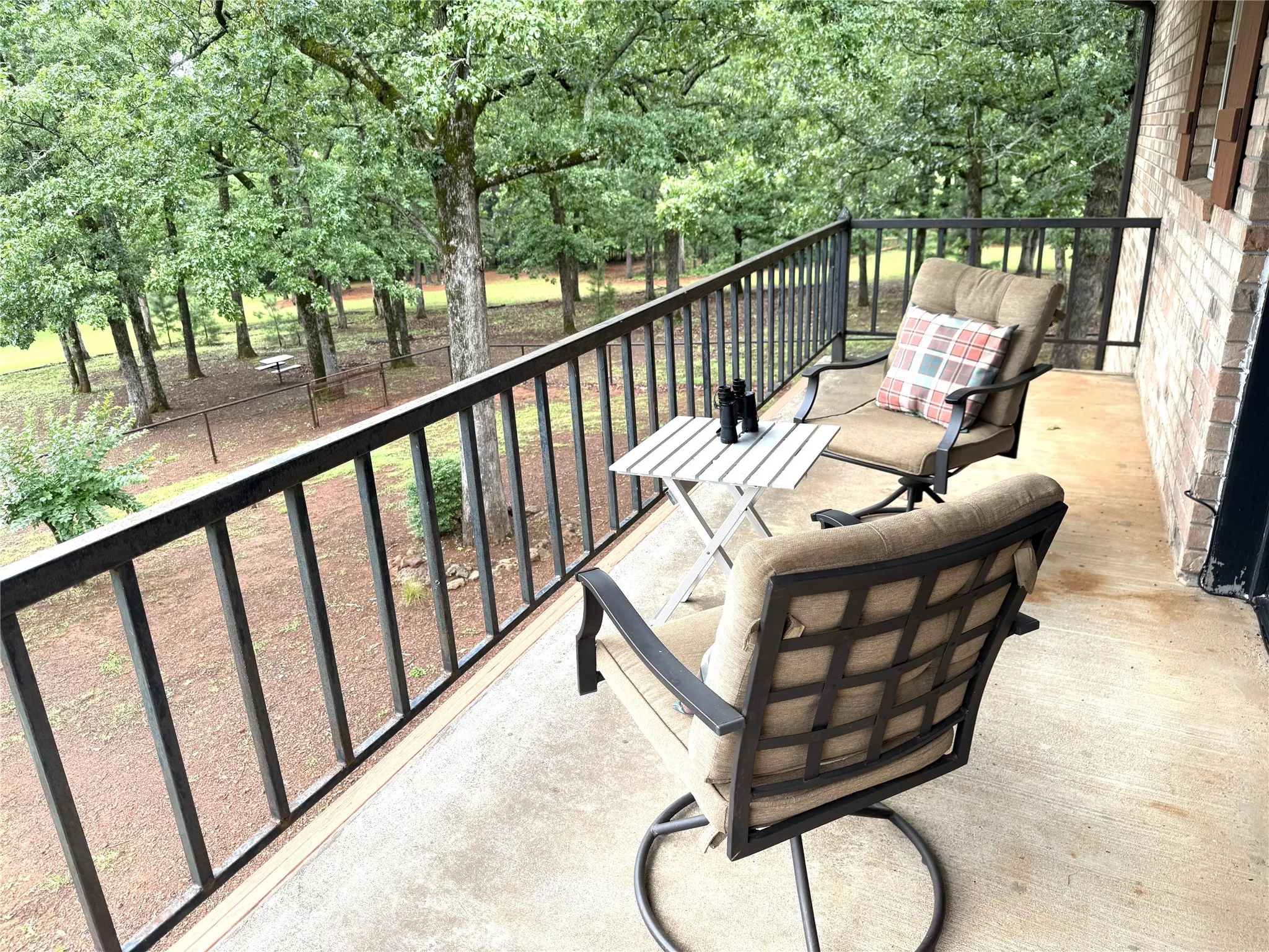 Single Family Residence For Sale in Van Zandt County , 440 VZ County Road 4814, Ben Wheeler, Texas 75754, 3 Bedroom, 3 Bathroom, Garage spaces, 2,008 Sqft, built in 1999, mls#21290868, Real Estate Agent in Ben Wheeler, Homes For Sale in Van Zandt county, Homes For Sale in Ben Wheeler, Realtor in Ben Wheeler Texas, Real Estate Brokerage Independent Realty Texas, Luminita Cordes Realtor