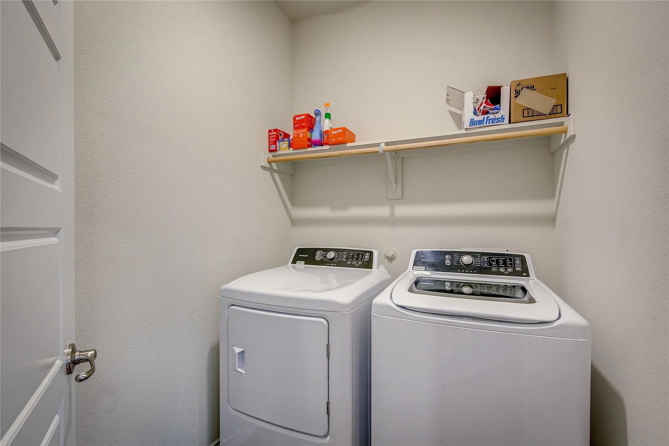 Single Family Residence For Sale in Hunt County , 3217 Honeycomb Way, Royse City, Texas 75189, 4 Bedroom, 3 Bathroom, 2 Garage spaces, 2,478 Sqft, built in 2018, mls#21282461, Real Estate Agent in Royse City, Homes For Sale in Hunt county, Homes For Sale in Royse City, Realtor in Royse City Texas, Real Estate Brokerage Independent Realty Texas, Luminita Cordes Realtor