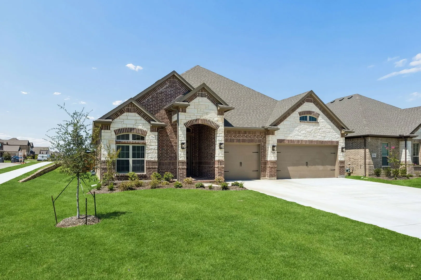 Single Family Residence For Sale in Tarrant County , 7320 Theodore Drive, Arlington, Texas 76002, 4 Bedroom, 4 Bathroom, 3 Garage spaces, 2,466 Sqft, built in 2026, mls#21290864, Real Estate Agent in Arlington, Homes For Sale in Tarrant county, Homes For Sale in Arlington, Realtor in Arlington Texas, Real Estate Brokerage Independent Realty Texas, Luminita Cordes Realtor