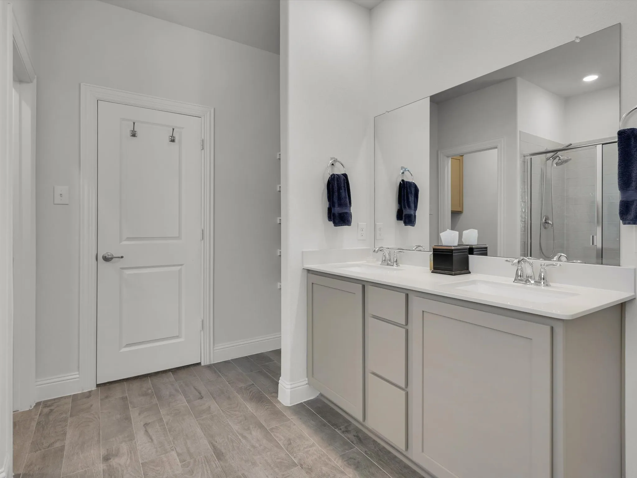 Single Family Residence For Sale in Denton County , 10925 Canyon Mine Drive, Aubrey, Texas 76227, 3 Bedroom, 2 Bathroom, 2 Garage spaces, 1,523 Sqft, built in 2021, mls#21289095, Real Estate Agent in Aubrey, Homes For Sale in Denton county, Homes For Sale in Aubrey, Realtor in Aubrey Texas, Real Estate Brokerage Independent Realty Texas, Luminita Cordes Realtor