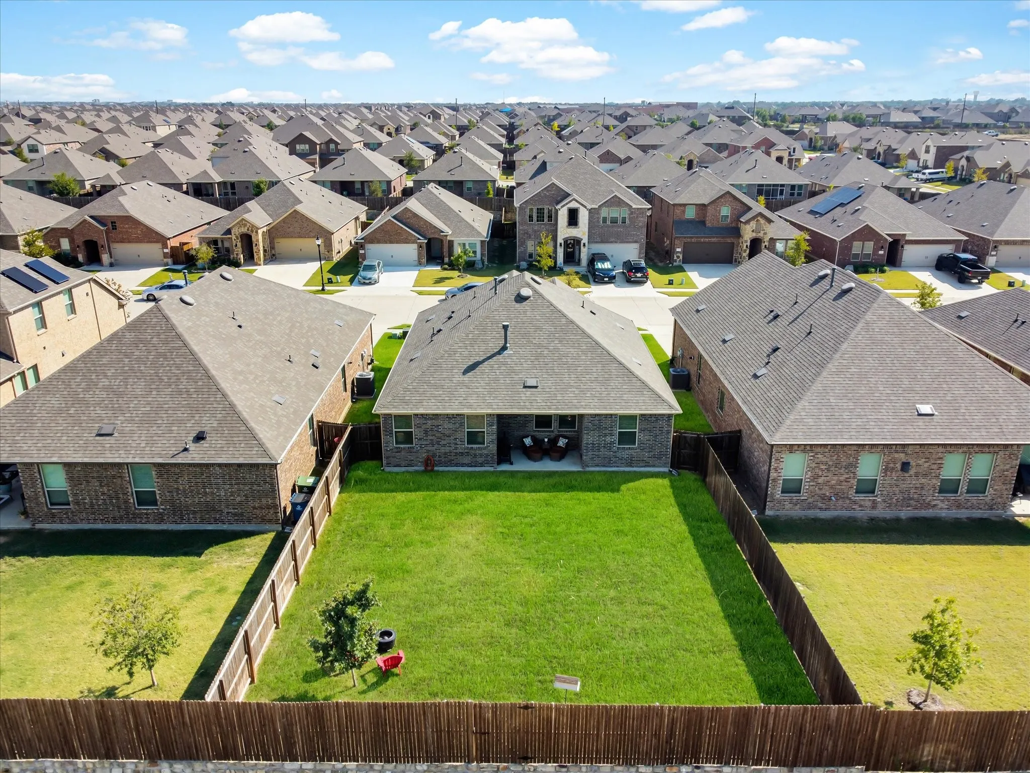 Single Family Residence For Sale in Denton County , 10925 Canyon Mine Drive, Aubrey, Texas 76227, 3 Bedroom, 2 Bathroom, 2 Garage spaces, 1,523 Sqft, built in 2021, mls#21289095, Real Estate Agent in Aubrey, Homes For Sale in Denton county, Homes For Sale in Aubrey, Realtor in Aubrey Texas, Real Estate Brokerage Independent Realty Texas, Luminita Cordes Realtor