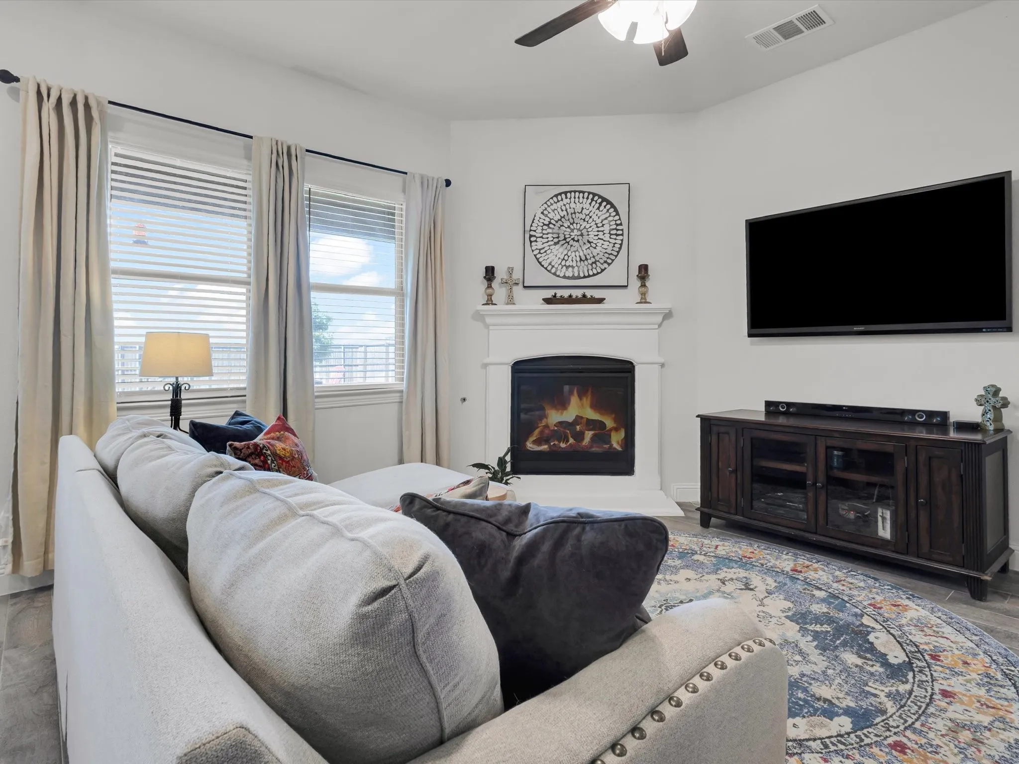 Single Family Residence For Sale in Denton County , 10925 Canyon Mine Drive, Aubrey, Texas 76227, 3 Bedroom, 2 Bathroom, 2 Garage spaces, 1,523 Sqft, built in 2021, mls#21289095, Real Estate Agent in Aubrey, Homes For Sale in Denton county, Homes For Sale in Aubrey, Realtor in Aubrey Texas, Real Estate Brokerage Independent Realty Texas, Luminita Cordes Realtor
