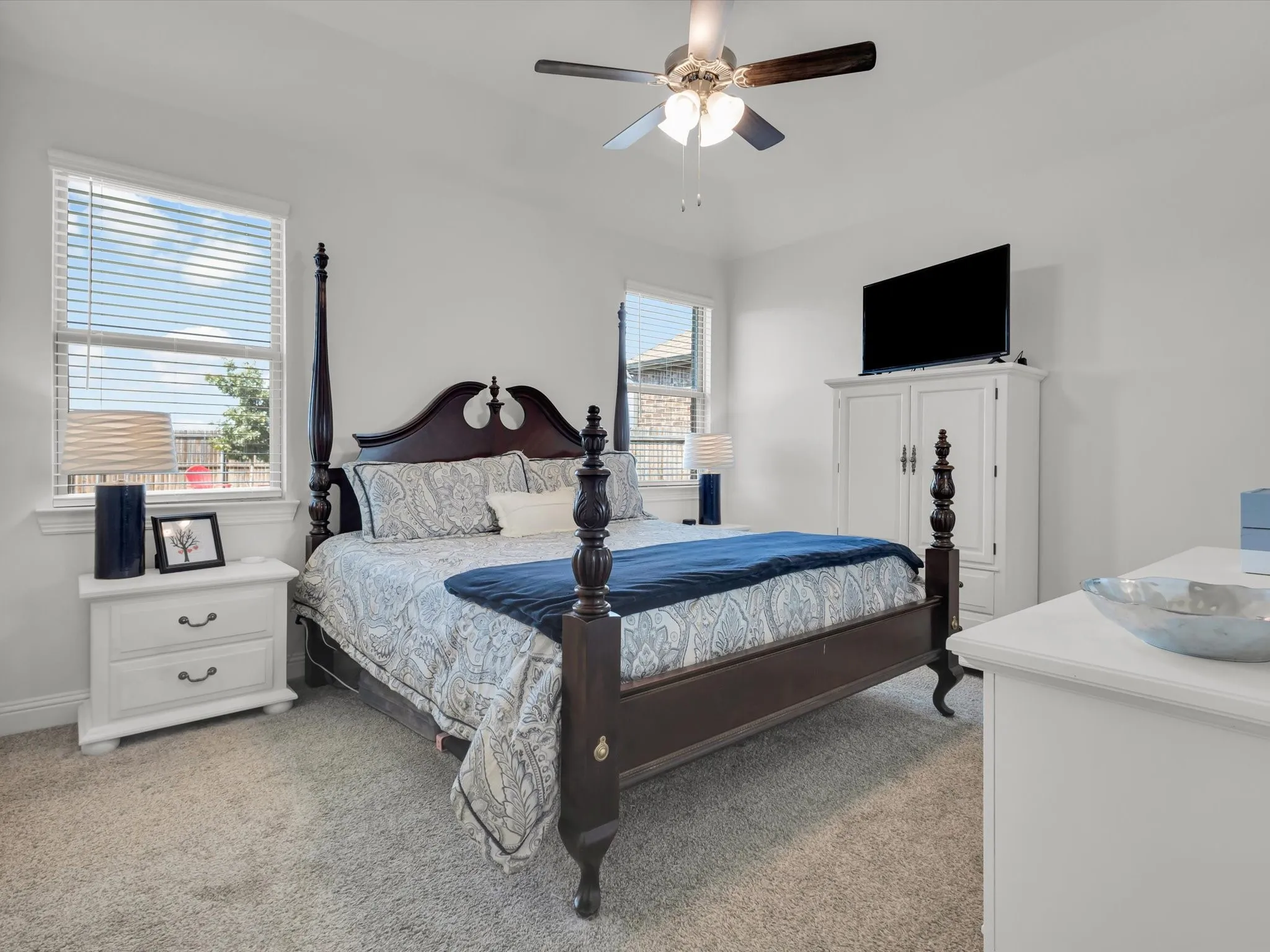 Single Family Residence For Sale in Denton County , 10925 Canyon Mine Drive, Aubrey, Texas 76227, 3 Bedroom, 2 Bathroom, 2 Garage spaces, 1,523 Sqft, built in 2021, mls#21289095, Real Estate Agent in Aubrey, Homes For Sale in Denton county, Homes For Sale in Aubrey, Realtor in Aubrey Texas, Real Estate Brokerage Independent Realty Texas, Luminita Cordes Realtor
