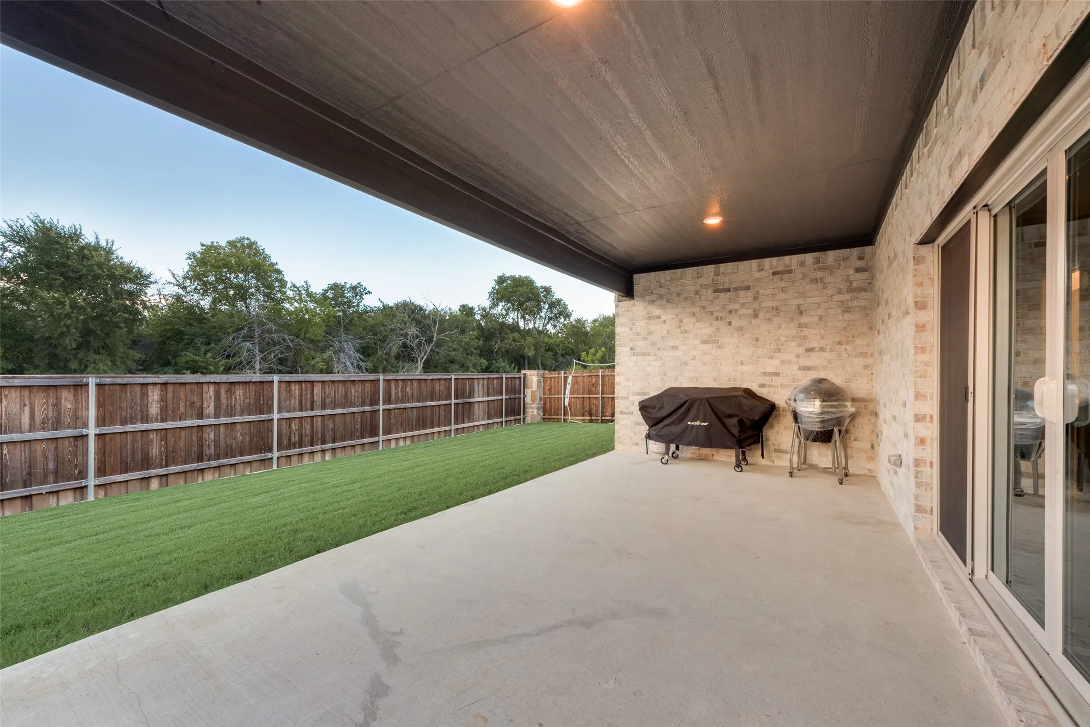 22 x 11 Covered Patio