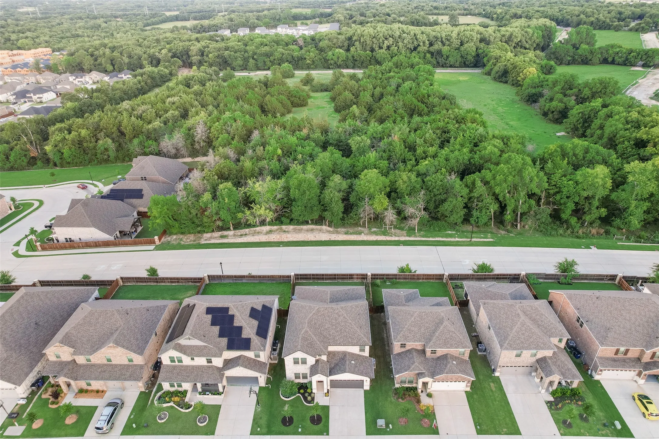 Single Family Residence For Sale in Collin County , 1611 Ironwood Way, Melissa, Texas 75454, 4 Bedroom, 4 Bathroom, 2 Garage spaces, 3,103 Sqft, built in 2022, mls#21286088, Real Estate Agent in Melissa, Homes For Sale in Collin county, Homes For Sale in Melissa, Realtor in Melissa Texas, Real Estate Brokerage Independent Realty Texas, Luminita Cordes Realtor
