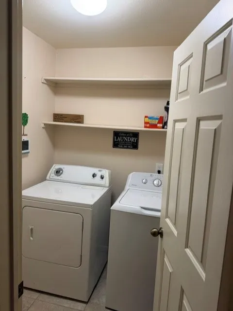 Single Family Residence For Sale in Bell County , 3012 Red Oak Drive, Belton, Texas 76513, 3 Bedrooms, 2 Bathrooms, 2 Garage spaces, 2,012 Sqft, built in 1992, Price $372,250, mls#21290762, Real Estate Agent in Belton, Homes For Sale in Bell county, Homes For Sale in Belton, Realtor in Belton Texas, Real Estate Brokerage Independent Realty Texas, Luminita Cordes Realtor