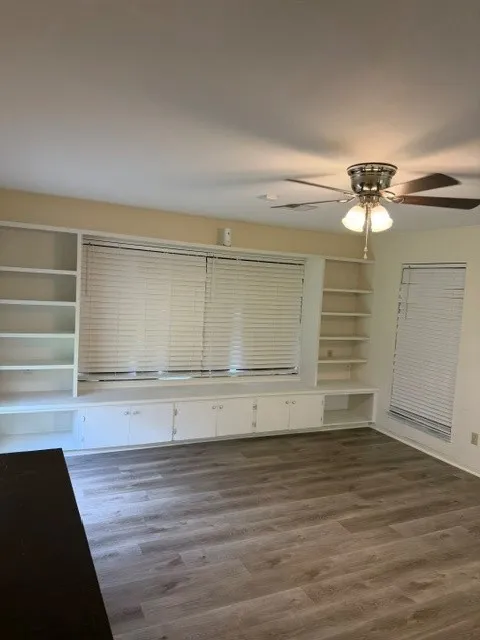 Single Family Residence For Sale in Bell County , 3012 Red Oak Drive, Belton, Texas 76513, 3 Bedrooms, 2 Bathrooms, 2 Garage spaces, 2,012 Sqft, built in 1992, Price $372,250, mls#21290762, Real Estate Agent in Belton, Homes For Sale in Bell county, Homes For Sale in Belton, Realtor in Belton Texas, Real Estate Brokerage Independent Realty Texas, Luminita Cordes Realtor