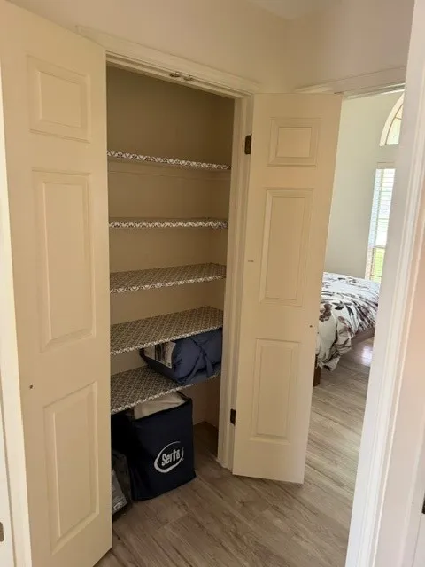Single Family Residence For Sale in Bell County , 3012 Red Oak Drive, Belton, Texas 76513, 3 Bedrooms, 2 Bathrooms, 2 Garage spaces, 2,012 Sqft, built in 1992, Price $372,250, mls#21290762, Real Estate Agent in Belton, Homes For Sale in Bell county, Homes For Sale in Belton, Realtor in Belton Texas, Real Estate Brokerage Independent Realty Texas, Luminita Cordes Realtor
