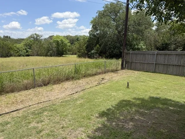 Single Family Residence For Sale in Bell County , 3012 Red Oak Drive, Belton, Texas 76513, 3 Bedrooms, 2 Bathrooms, 2 Garage spaces, 2,012 Sqft, built in 1992, Price $372,250, mls#21290762, Real Estate Agent in Belton, Homes For Sale in Bell county, Homes For Sale in Belton, Realtor in Belton Texas, Real Estate Brokerage Independent Realty Texas, Luminita Cordes Realtor