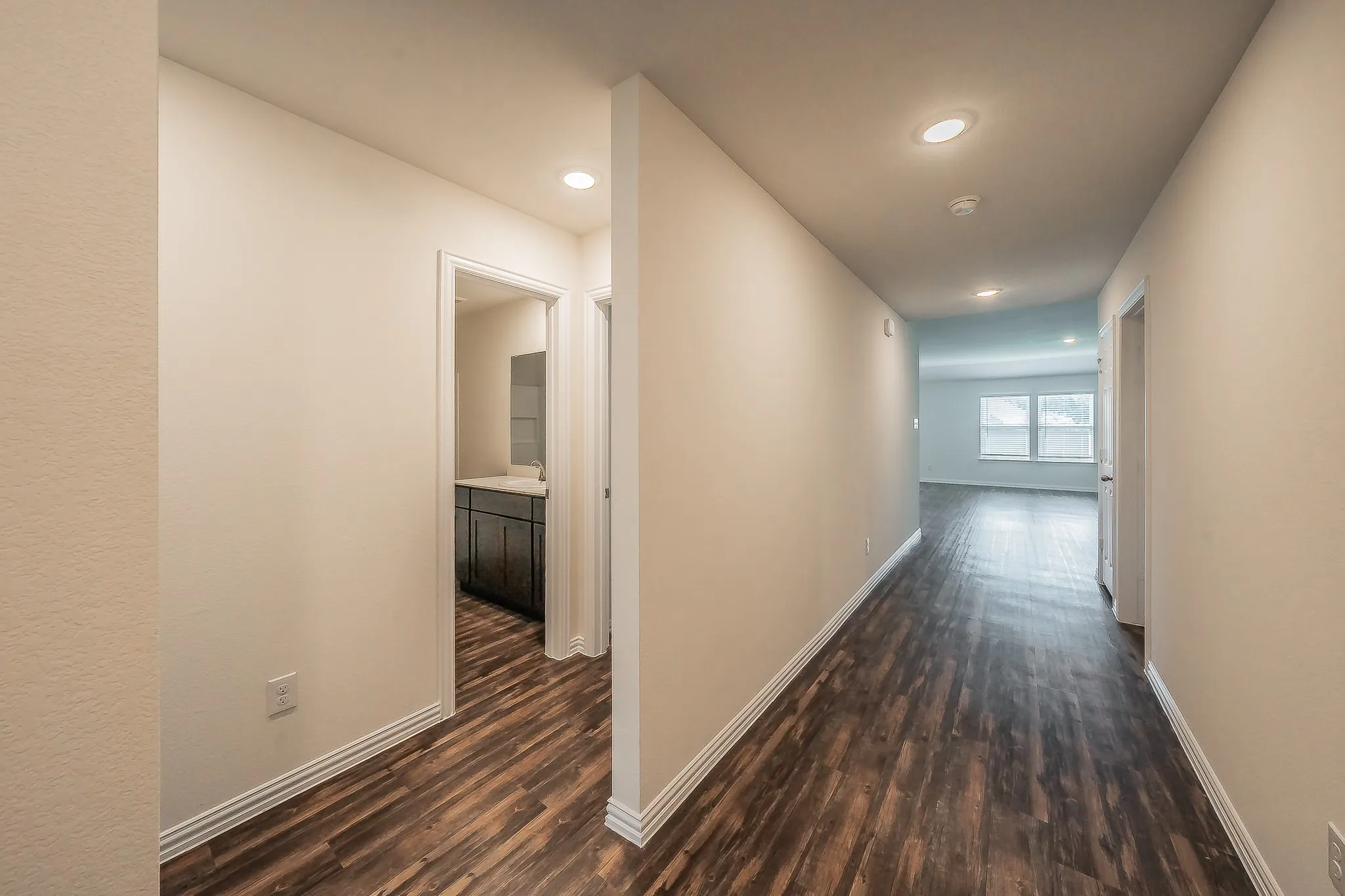 Single Family Residence For Sale in Johnson County , 433 Rose Avenue, Cleburne, Texas 76033, 4 Bedroom, 2 Bathroom, 2 Garage spaces, 1,763 Sqft, built in 2024, mls#21289876, Real Estate Agent in Cleburne, Homes For Sale in Johnson county, Homes For Sale in Cleburne, Realtor in Cleburne Texas, Real Estate Brokerage Independent Realty Texas, Luminita Cordes Realtor