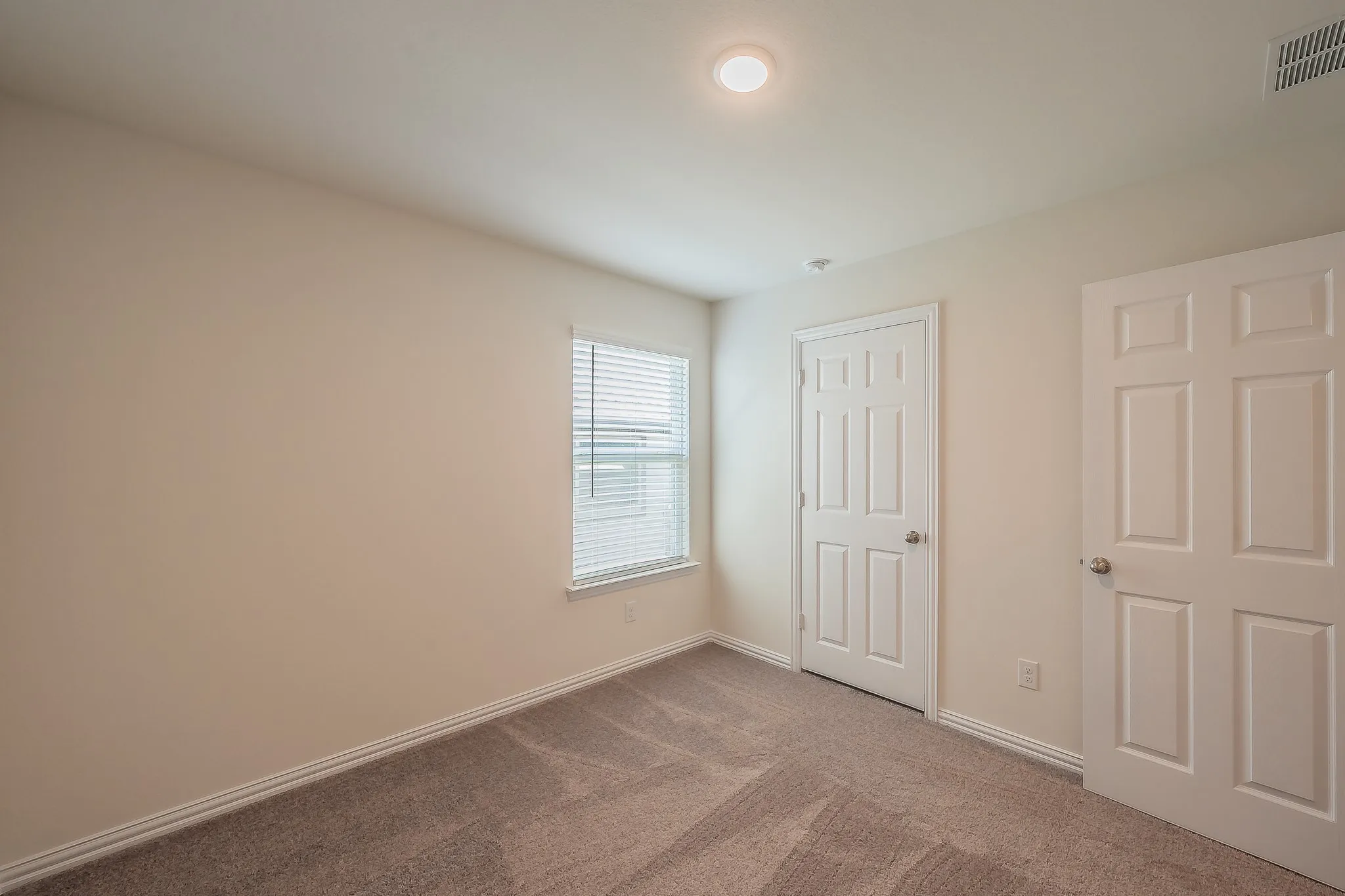 Single Family Residence For Sale in Johnson County , 433 Rose Avenue, Cleburne, Texas 76033, 4 Bedroom, 2 Bathroom, 2 Garage spaces, 1,763 Sqft, built in 2024, mls#21289876, Real Estate Agent in Cleburne, Homes For Sale in Johnson county, Homes For Sale in Cleburne, Realtor in Cleburne Texas, Real Estate Brokerage Independent Realty Texas, Luminita Cordes Realtor