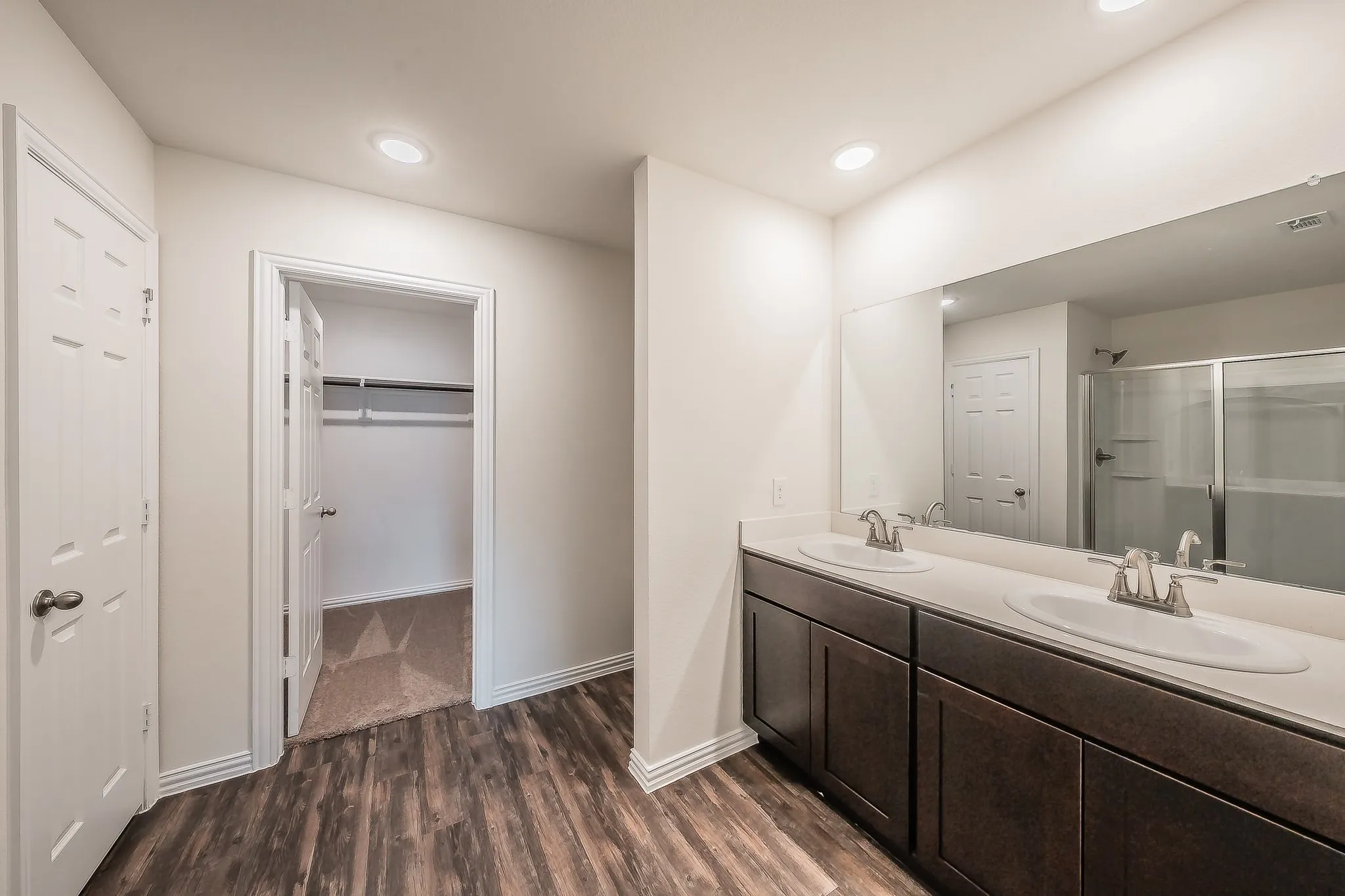 Single Family Residence For Sale in Johnson County , 433 Rose Avenue, Cleburne, Texas 76033, 4 Bedroom, 2 Bathroom, 2 Garage spaces, 1,763 Sqft, built in 2024, mls#21289876, Real Estate Agent in Cleburne, Homes For Sale in Johnson county, Homes For Sale in Cleburne, Realtor in Cleburne Texas, Real Estate Brokerage Independent Realty Texas, Luminita Cordes Realtor