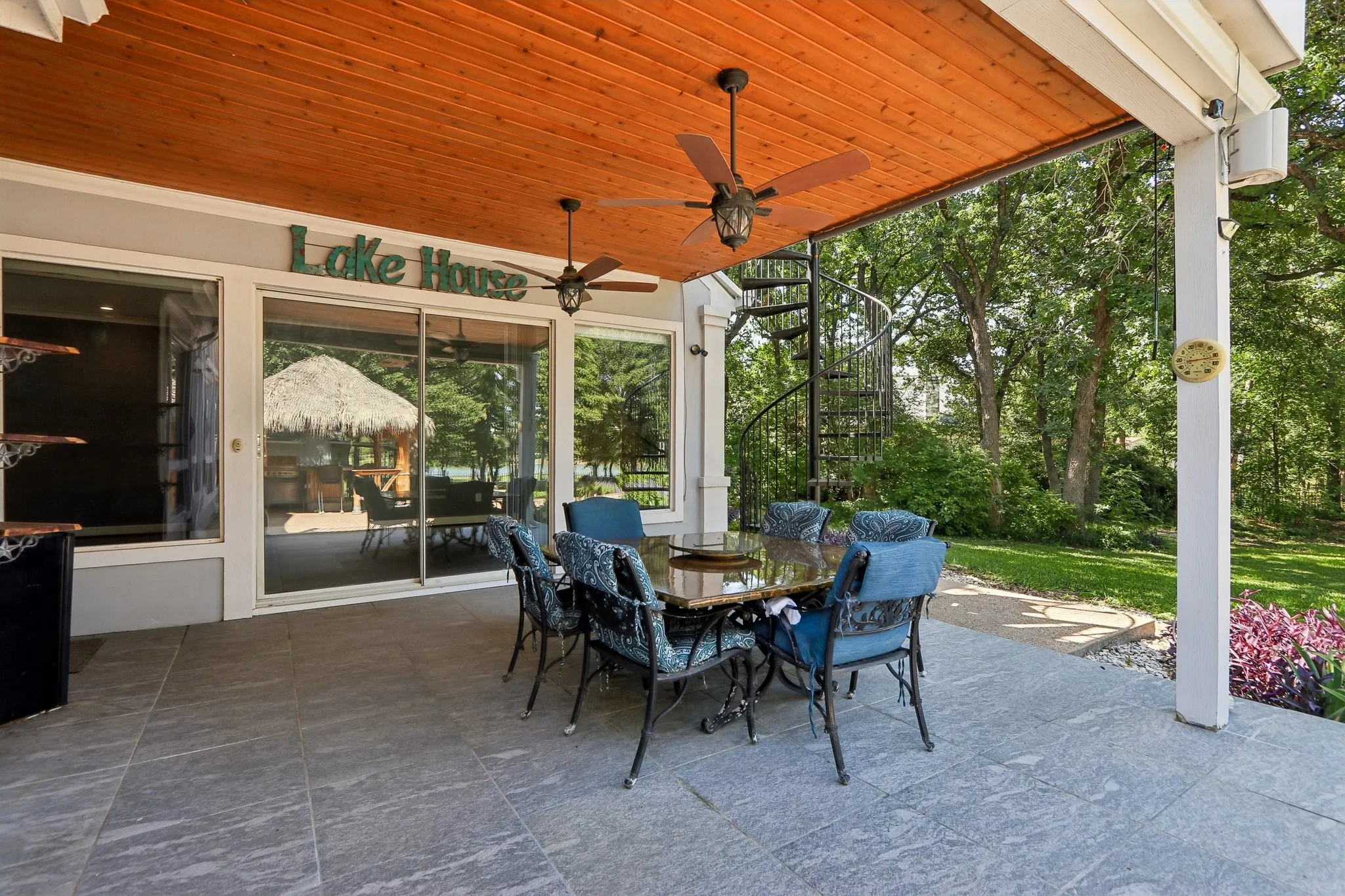 Single Family Residence For Sale in Denton County , 823 Carrie Court, Lakewood Village, Texas 75068, 4 Bedroom, 3 Bathroom, 9 Garage spaces, 3,879 Sqft, built in 1996, mls#21290134, Real Estate Agent in Lakewood Village, Homes For Sale in Denton county, Homes For Sale in Lakewood Village, Realtor in Lakewood Village Texas, Real Estate Brokerage Independent Realty Texas, Luminita Cordes Realtor