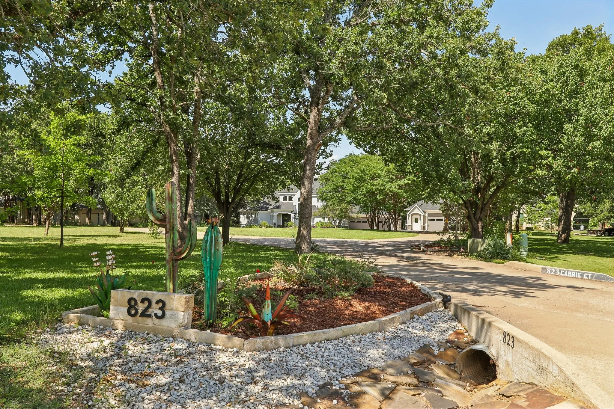 Inviting Entrance with circle driveway