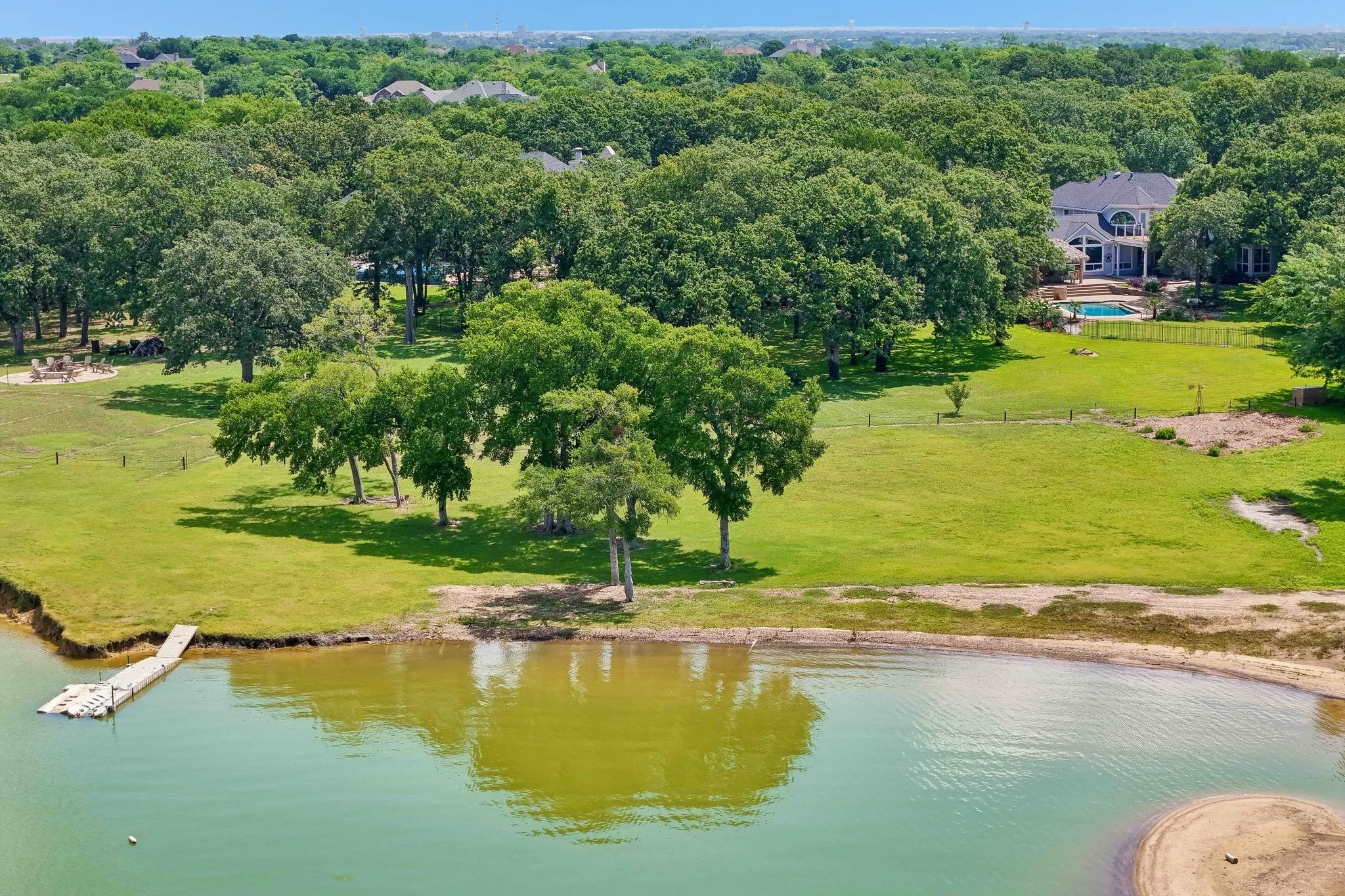 Single Family Residence For Sale in Denton County , 823 Carrie Court, Lakewood Village, Texas 75068, 4 Bedroom, 3 Bathroom, 9 Garage spaces, 3,879 Sqft, built in 1996, mls#21290134, Real Estate Agent in Lakewood Village, Homes For Sale in Denton county, Homes For Sale in Lakewood Village, Realtor in Lakewood Village Texas, Real Estate Brokerage Independent Realty Texas, Luminita Cordes Realtor