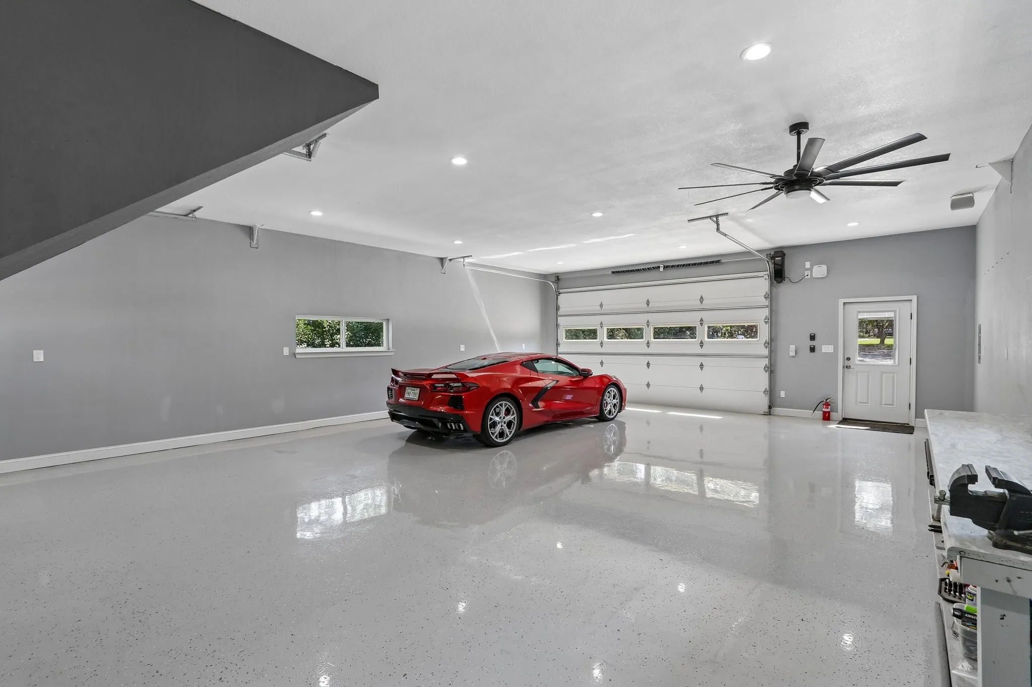 Single Family Residence For Sale in Denton County , 823 Carrie Court, Lakewood Village, Texas 75068, 4 Bedroom, 3 Bathroom, 9 Garage spaces, 3,879 Sqft, built in 1996, mls#21290134, Real Estate Agent in Lakewood Village, Homes For Sale in Denton county, Homes For Sale in Lakewood Village, Realtor in Lakewood Village Texas, Real Estate Brokerage Independent Realty Texas, Luminita Cordes Realtor
