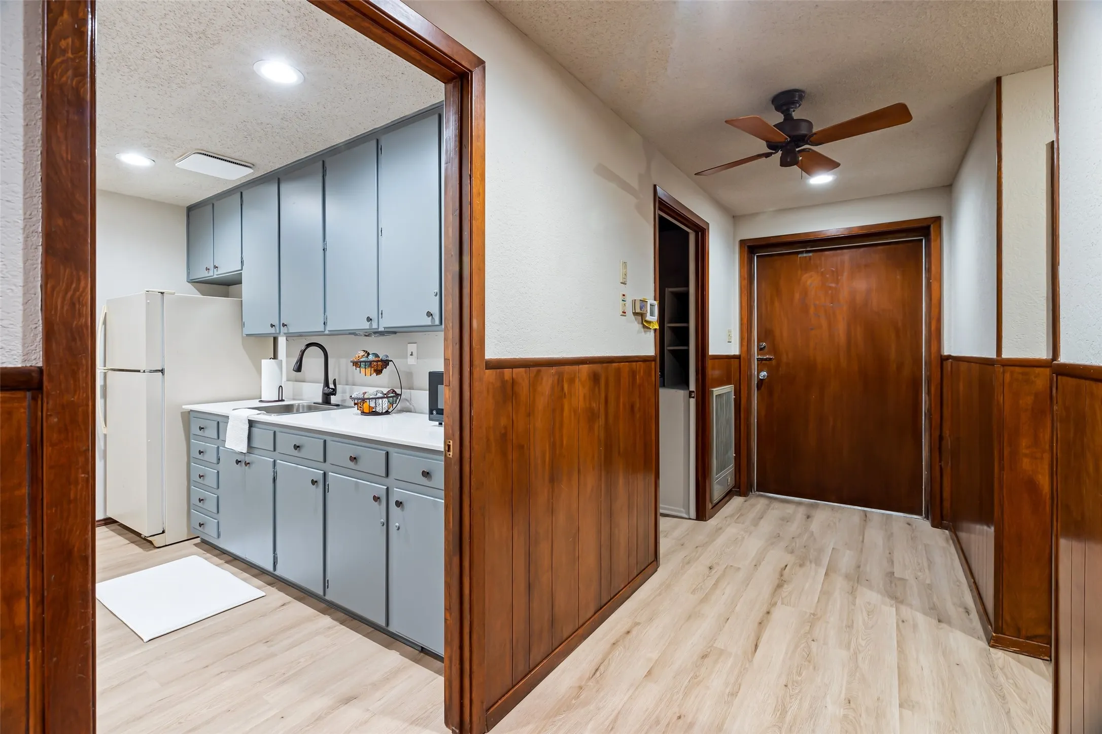 Office For Sale in Johnson County , 1512 Crestridge Drive, Cleburne, Texas 76033, 0, 0, Garage spaces, 0 Sqft, built in 1972, Price $449,500, mls#21290902, Real Estate Agent in Cleburne, Homes For Sale in Johnson county, Homes For Sale in Cleburne, Realtor in Cleburne Texas, Real Estate Brokerage Independent Realty Texas, Luminita Cordes Realtor
